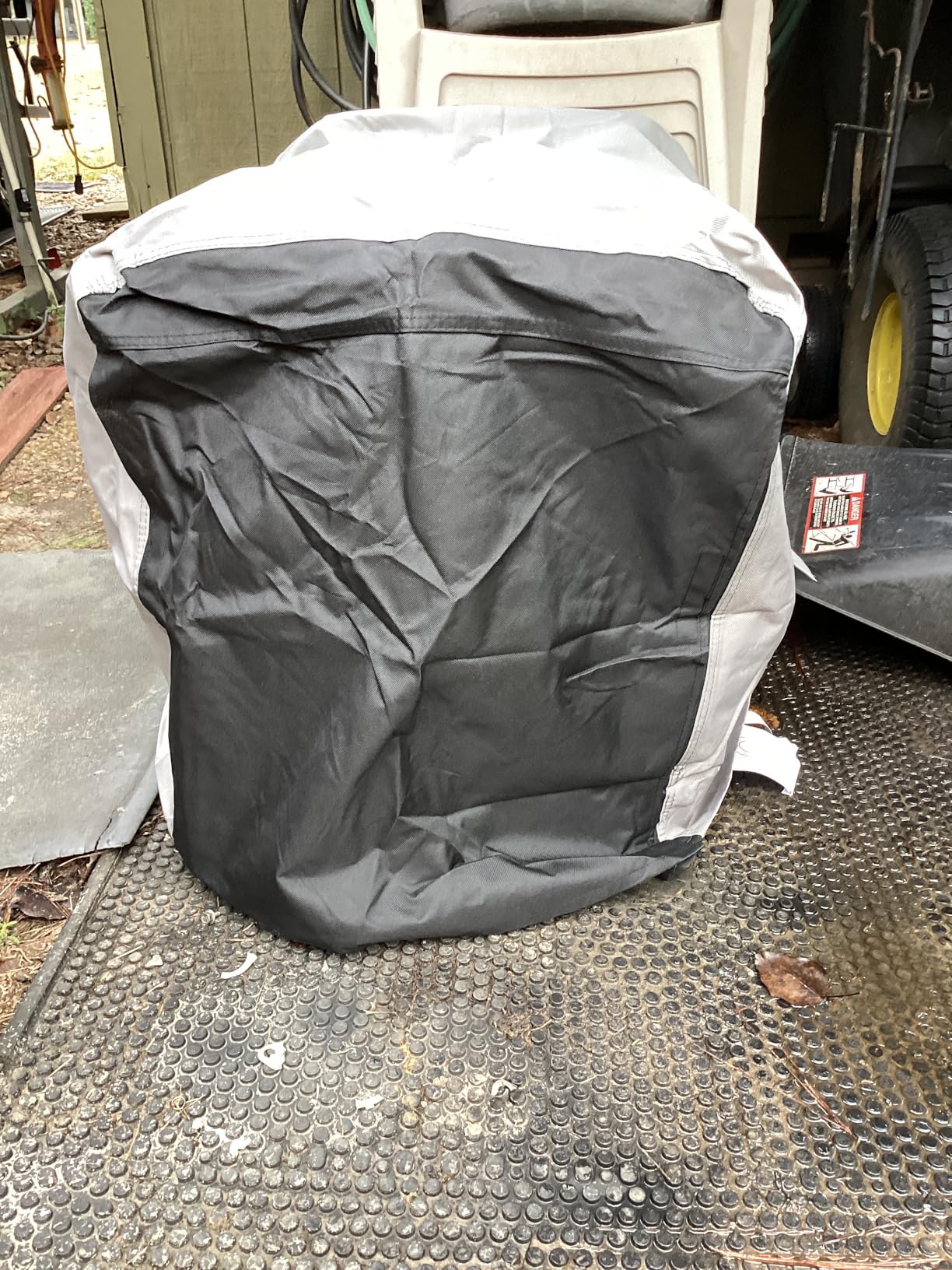 Porch Shield Waterproof Universal Generator Cover 32 x 24 x 24 inch - for Most Generators 5000-10000 Watt, Black - Customer Photo 1