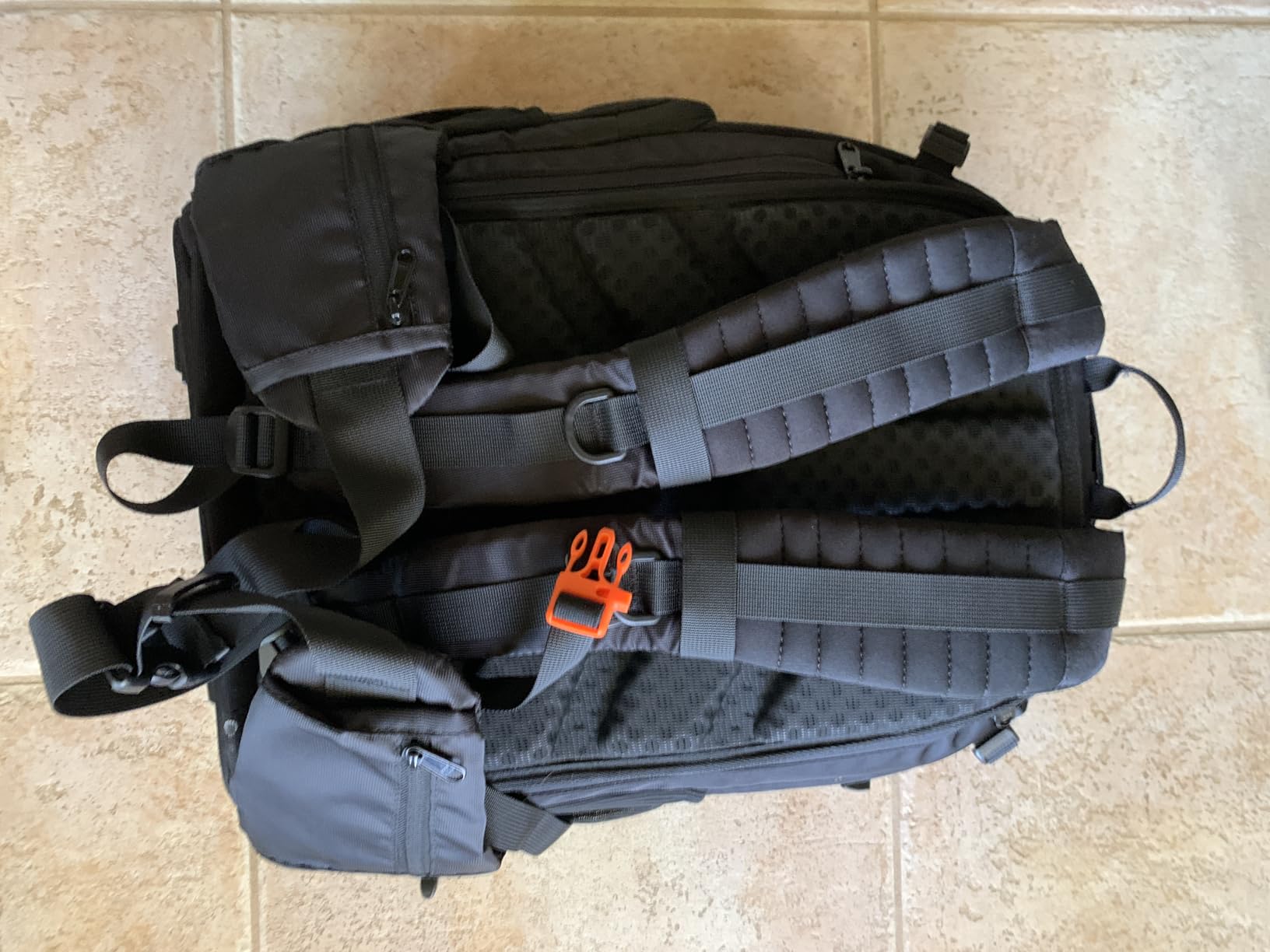 Neewer 2-in-1 Convertible Wheeled Camera Backpack, Rolling Luggage Case with Telescopic Handle and Anti-Shock Dividers for DSLR Cameras, Lenses, Hoods, Strobes, Tripod, and Other Accessories customer photo 2