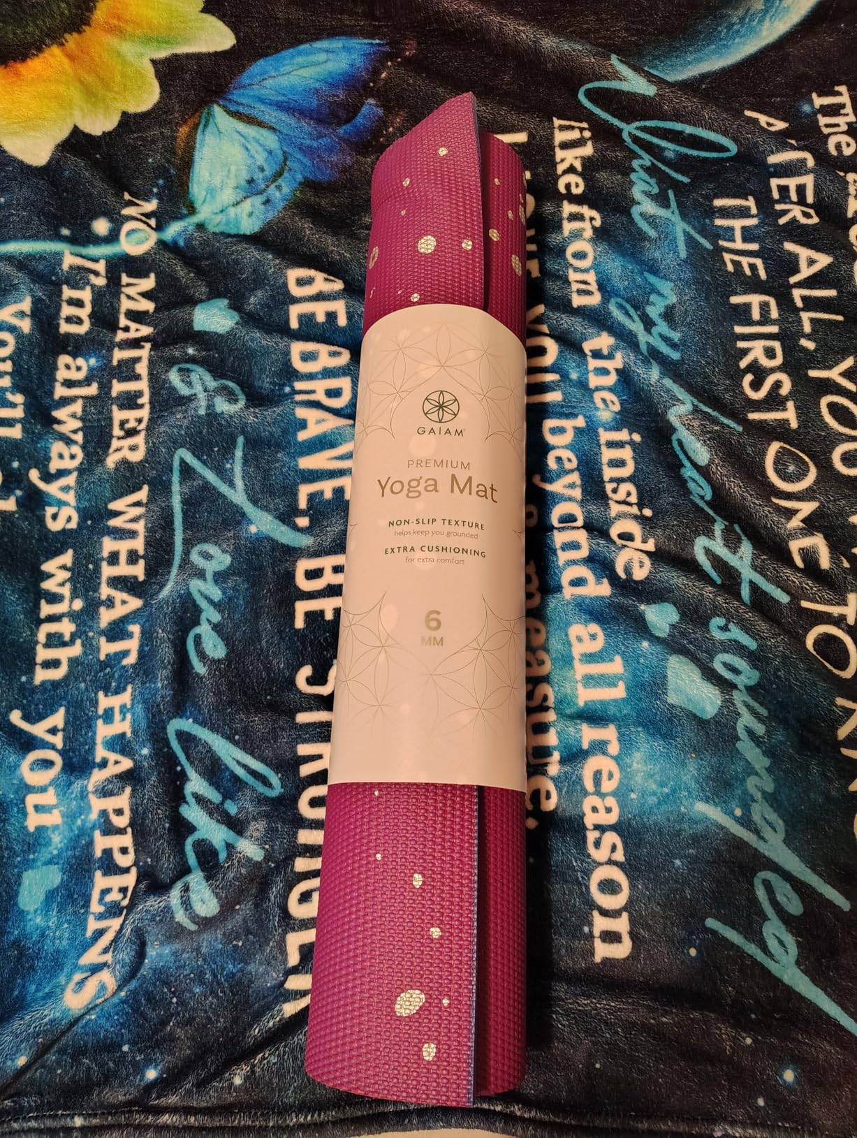 Gaiam Yoga Mat - Premium 6mm Print Extra Thick Non Slip Exercise & Fitness Mat Customer Review Gaiam Yoga Mat - Premium 6mm Print Extra Thick Non Slip Exercise & Fitness Mat - Customer Photo 1