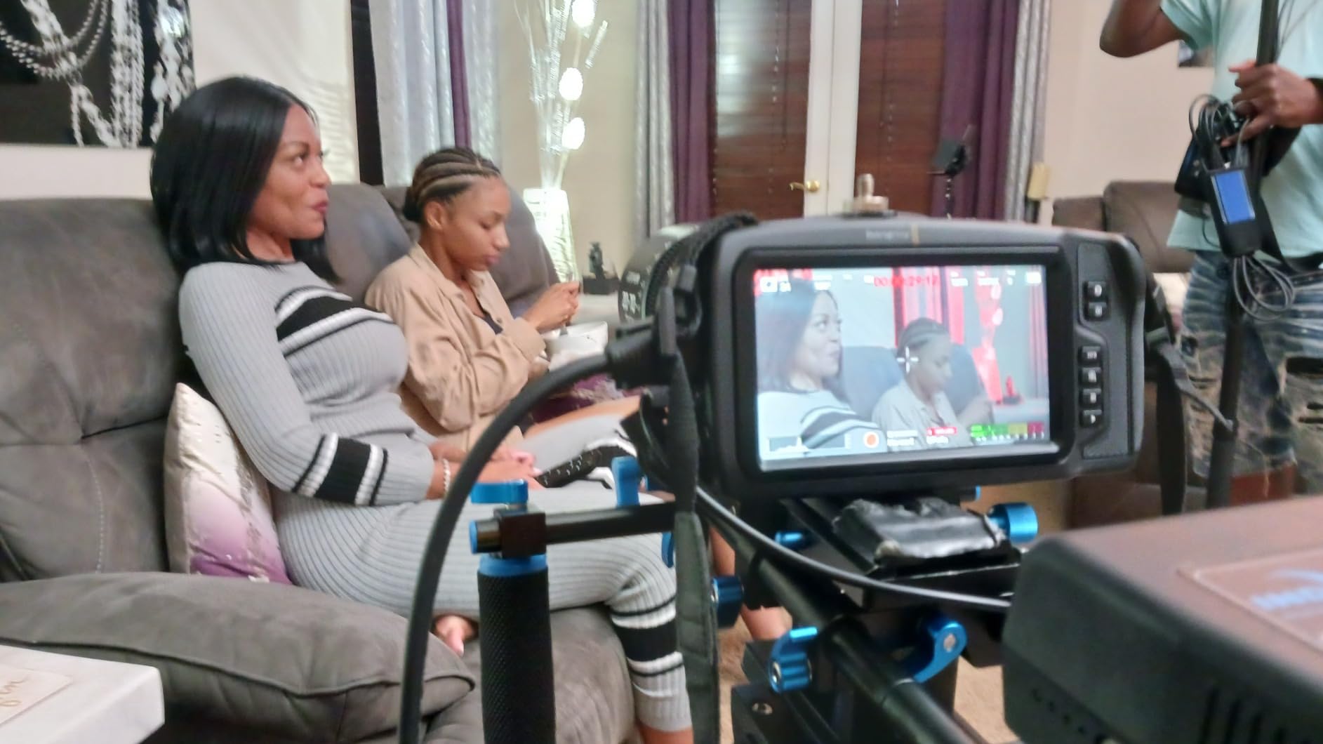Blackmagic Design Pocket Cinema Camera 4K (CINECAMPOCHDMFT4K) - Customer Photo 3