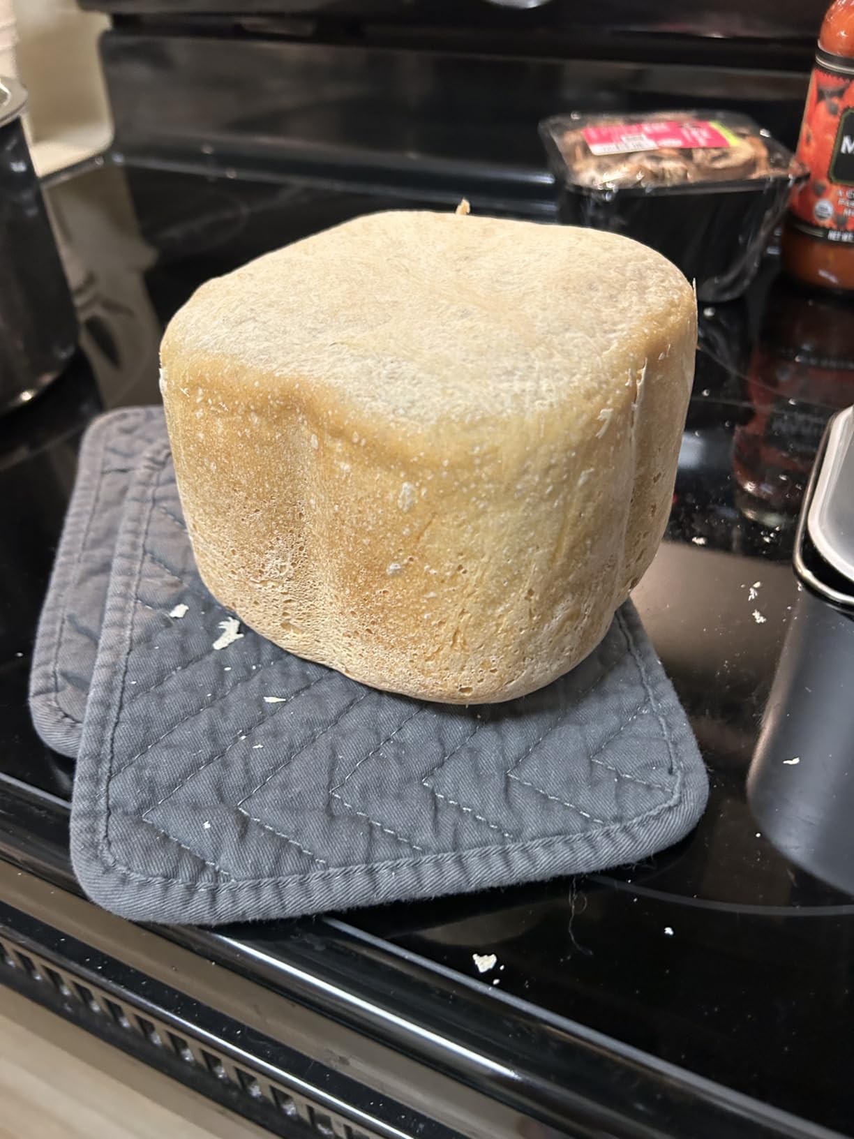 Cuisinart Bread Maker Machine, Stainless Steel Automatic Bread Machine with 12 Menu Options, 3 Loaf Sizes up to 2 Lb., 3 Crust Colors, Removable Nonstick Baking Pan & Kneading Paddle, CBK-110NAS customer photo 2
