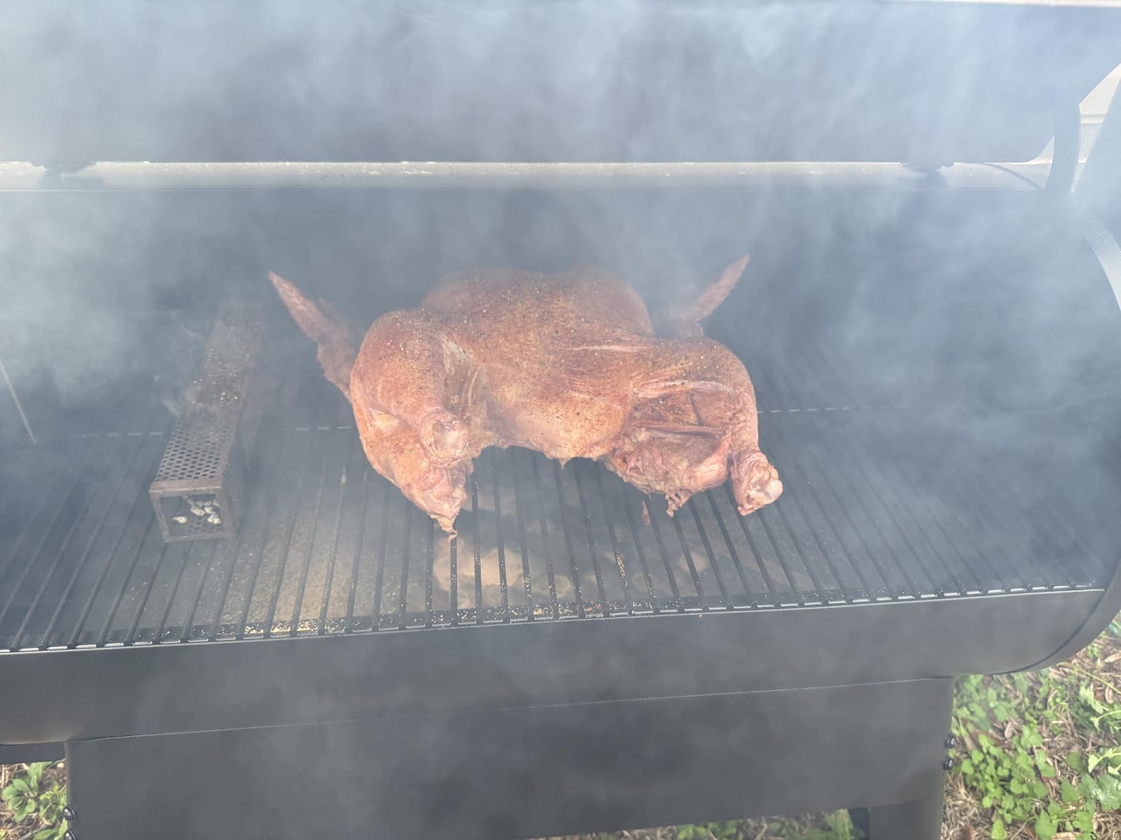 Traeger Grills Pro 34 Electric Wood Pellet Grill and Smoker, Bronze, 884 Square Inches Cook Area, 450 Degree Max Temperature, Meat Probe, 6 in 1 BBQ Grill customer photo 1