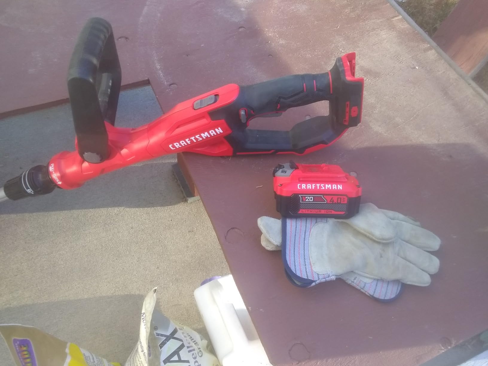 CRAFTSMAN V20 WEEDWACKER String Trimmer & Edger, Cordless (CMCST900D1) Customer Review CRAFTSMAN V20 WEEDWACKER String Trimmer & Edger, Cordless (CMCST900D1) - Customer Photo 2