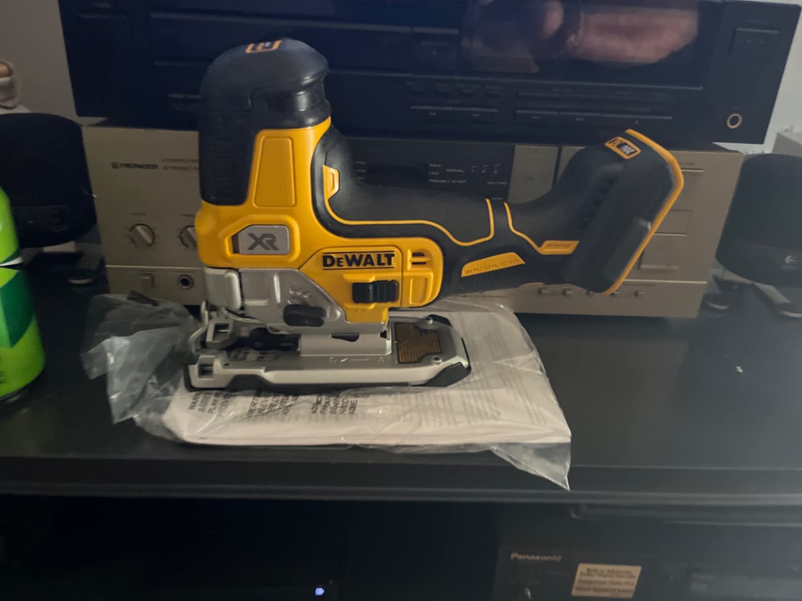 DEWALT 20V MAX Jig Saw, Cordless, Barrel Grip, 3,200 Blade Speed, Bare Tool Only (DCS335B) - Customer Photo 2