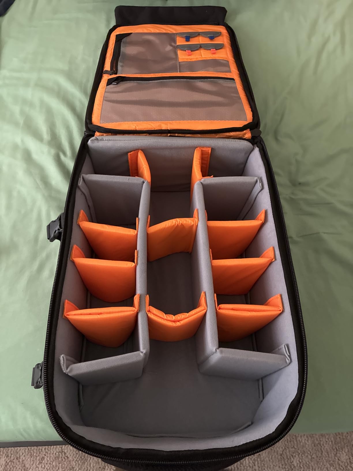 SLINGER 2-in-1 Wheeled Camera Backpack, Rolling Luggage Case with Handle and Anti-Shock Dividers for DSLR Cameras, Lenses, Hoods, Lighting, Tripod, & Accessories, Travel Bag with Wheels Customer Review SLINGER 2-in-1 Wheeled Camera Backpack, Rolling Luggage Case with Handle and Anti-Shock Dividers for DSLR Cameras, Lenses, Hoods, Lighting, Tripod, & Accessories, Travel Bag with Wheels - Customer Photo 1