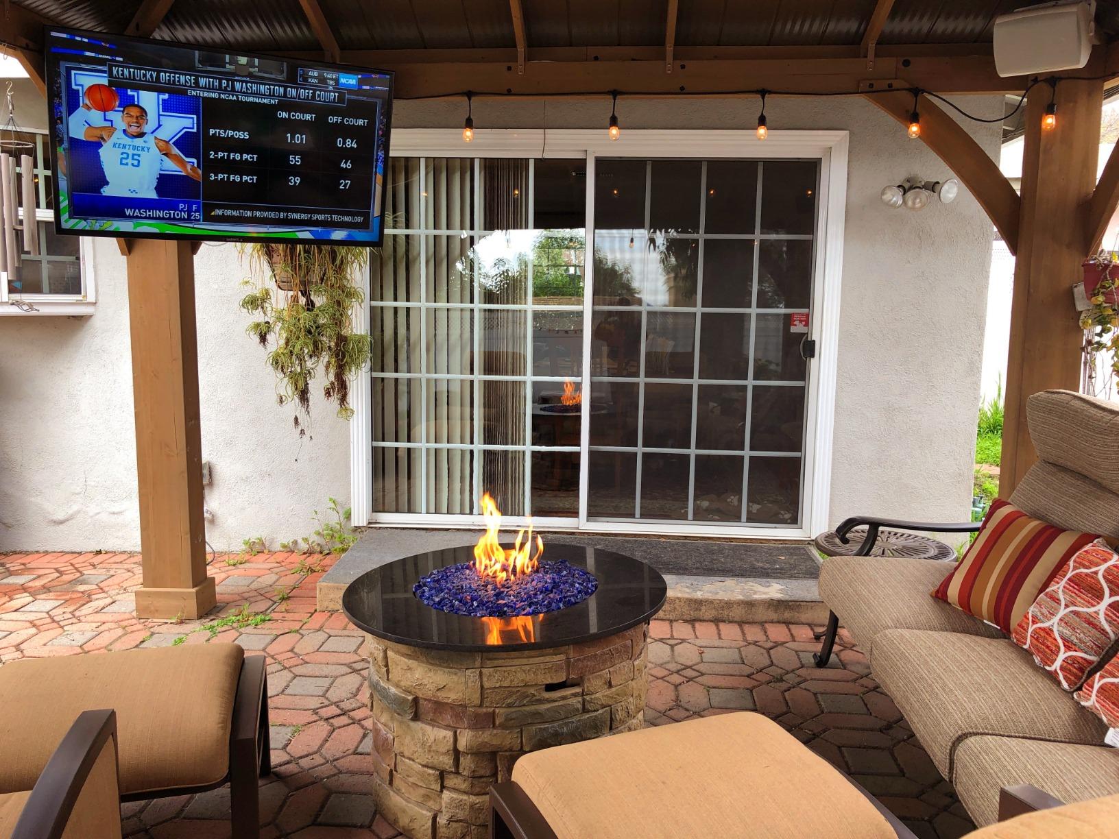 SunBrite Veranda 2 Series 43-inch Full Shade Outdoor TV | 4K Ultra HD HDR LED Weatherproof Television - Direct Lit LED Screen with All-Weather Remote (SB-V-43-4KHDR-BL) Customer Review SunBrite Veranda 2 Series 43-inch Full Shade Outdoor TV | 4K Ultra HD HDR LED Weatherproof Television - Direct Lit LED Screen with All-Weather Remote (SB-V-43-4KHDR-BL) - Customer Photo 1