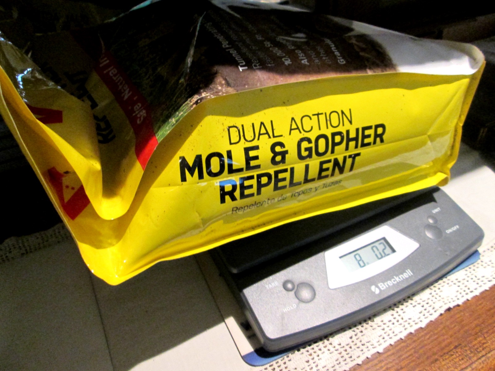Victor Mole and Gopher Repellent - Repels Mole, Gopher, Vole, and Other Burrowing Animals - Repel Rodents Outdoors - M7002-2 - 10 lb Bag - Customer Photo 2