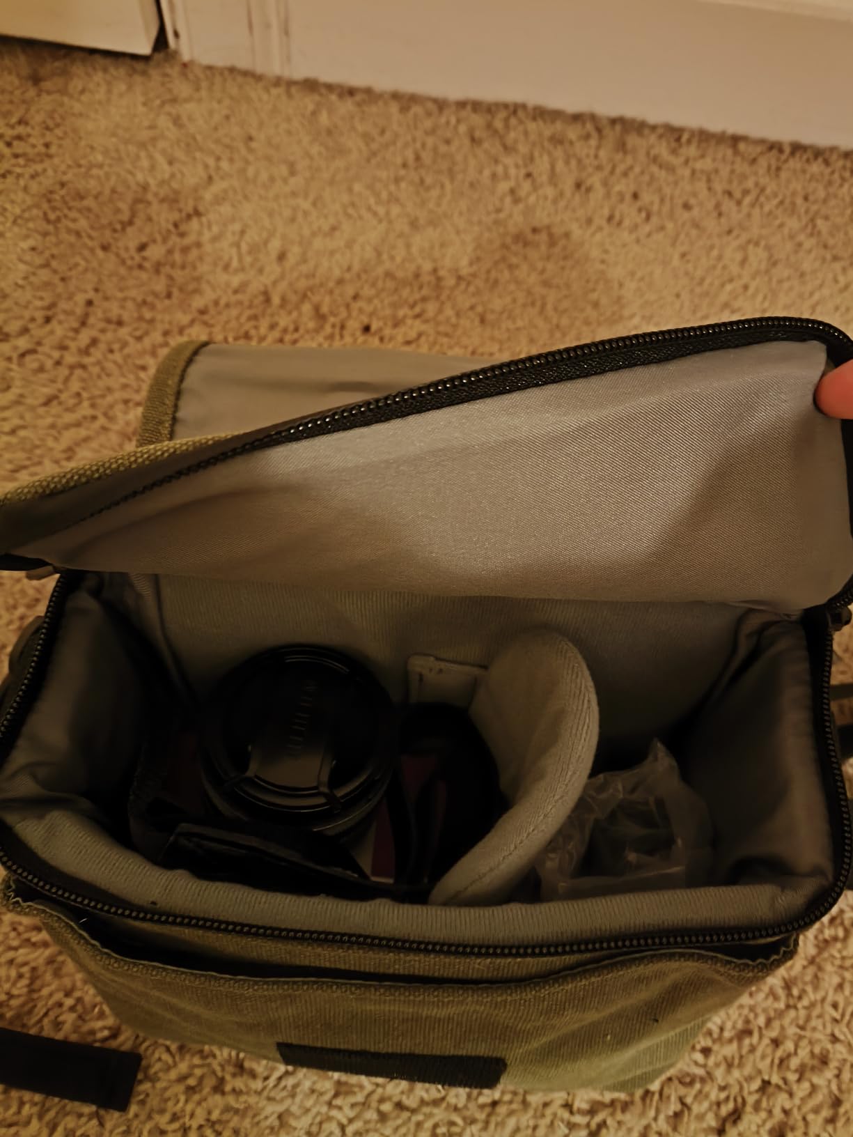 Besnfoto Camera Bag Small Crossbody Camera Shoulder Bag Purse Waterproof Canvas Cute Compact Camera Messenger Bag Case for Mirrorless DSLR SLR Women and Men Customer Review Besnfoto Camera Bag Small Crossbody Camera Shoulder Bag Purse Waterproof Canvas Cute Compact Camera Messenger Bag Case for Mirrorless DSLR SLR Women and Men - Customer Photo 3
