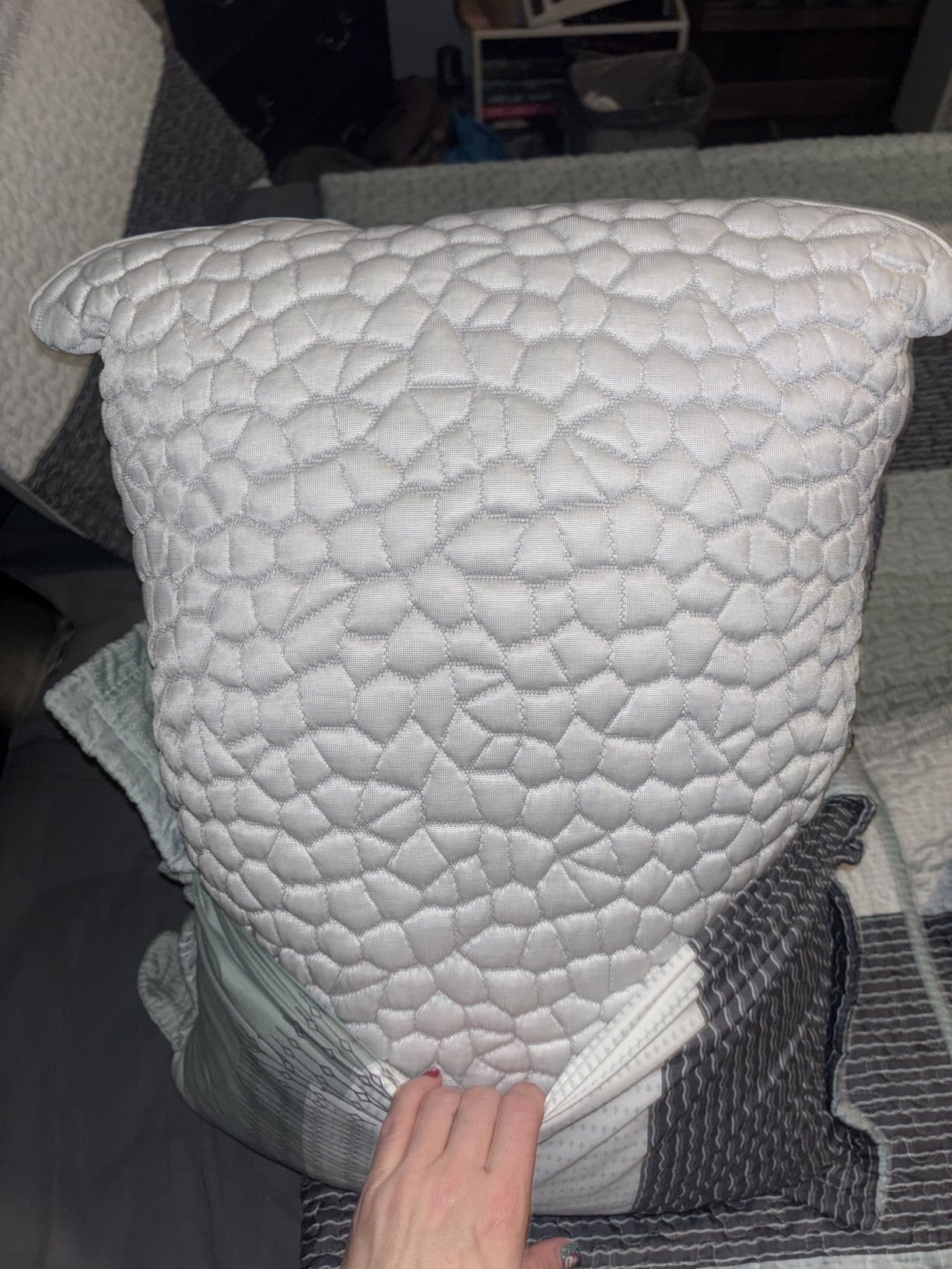 Cooling Bed Pillows Queen Size Set of 2, Shredded Memory Foam Pillows for Sleeping, Adjustable Firm Pillow for Side Back Stomach Sleepers, Gel Cool Pillow for Hot Sleepers Neck Support Customer Review Cooling Bed Pillows Queen Size Set of 2, Shredded Memory Foam Pillows for Sleeping, Adjustable Firm Pillow for Side Back Stomach Sleepers, Gel Cool Pillow for Hot Sleepers Neck Support - Customer Photo 4
