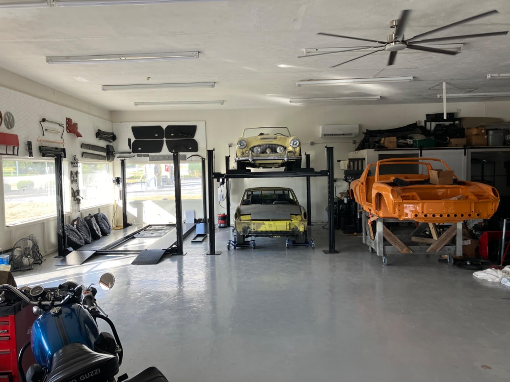 APlusLift HW-8S 8000LB 4-Post Portable Storage Service Car Lift / 3 Year Warranty Customer Review APlusLift HW-8S 8000LB 4-Post Portable Storage Service Car Lift / 3 Year Warranty - Customer Photo 1