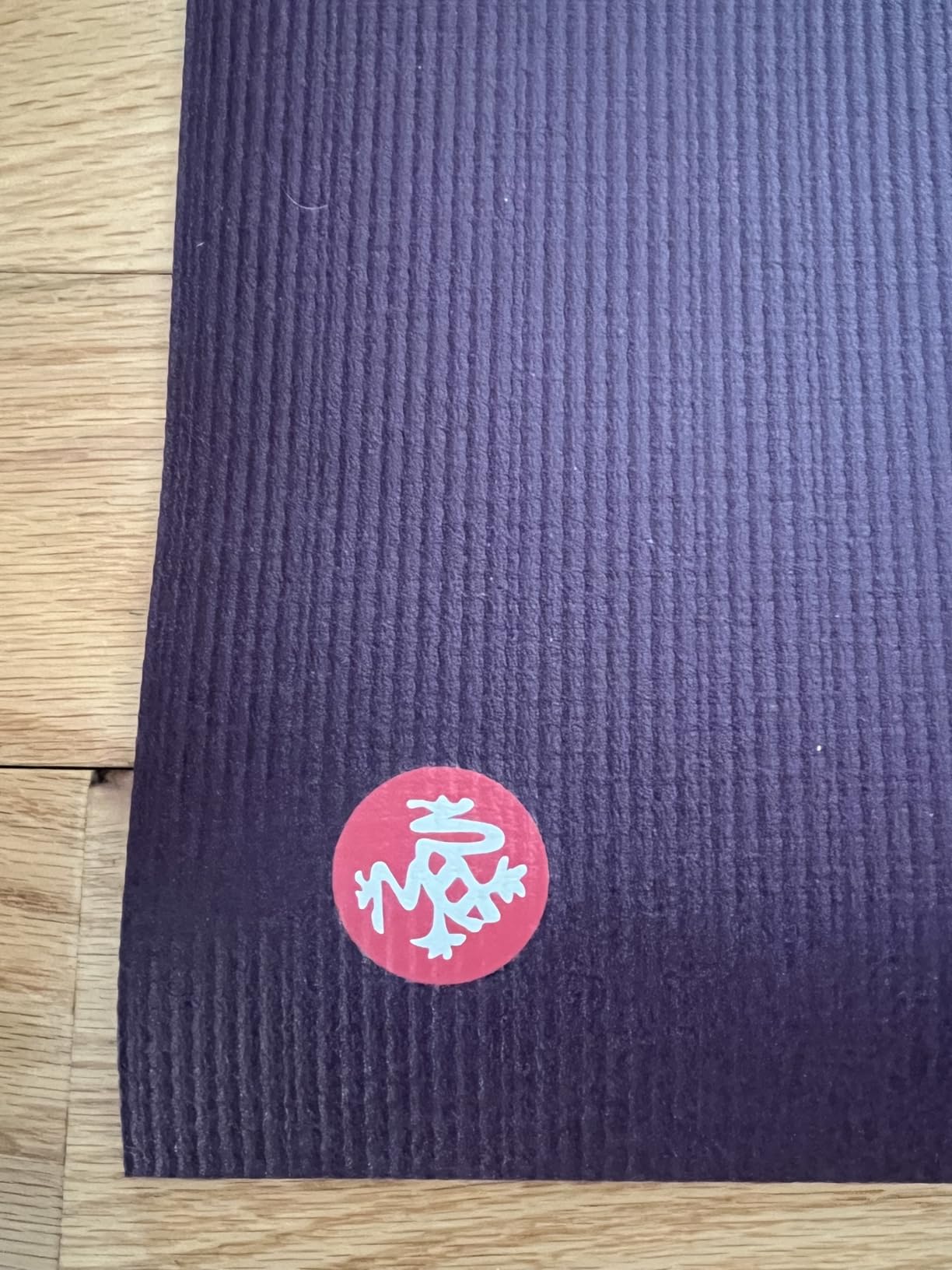 Manduka PROlite Yoga Mat - 4.7mm | Lifetime Durability | Hygienic Construction | Teacher Approved Customer Review Manduka PROlite Yoga Mat - 4.7mm | Lifetime Durability | Hygienic Construction | Teacher Approved - Customer Photo 2
