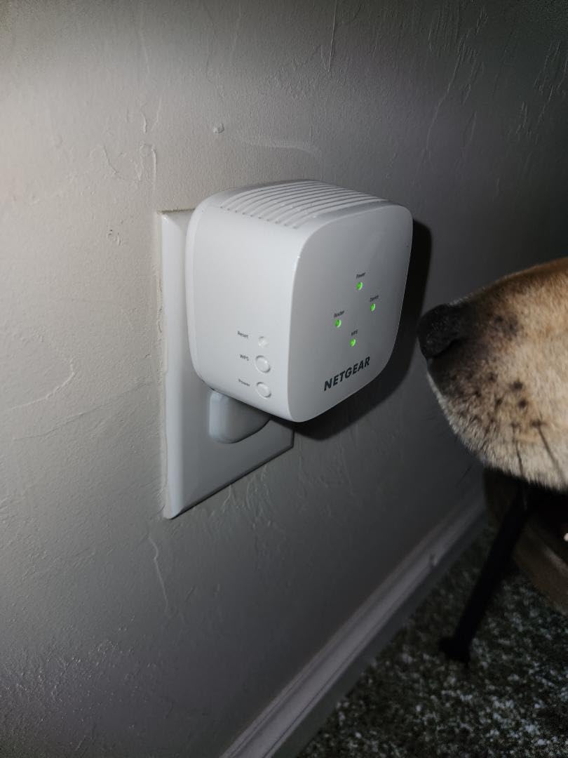 NETGEAR WiFi Mesh Range Extender (EX5000) - Covers up to 1,000 sq.ft. and 15 Devices with AC1200 Dual Band Wireless Signal Booster & Repeater (up to 1200 Mbps Speed) – Compact Wall Plug Design Customer Review NETGEAR WiFi Mesh Range Extender (EX5000) - Covers up to 1,000 sq.ft. and 15 Devices with AC1200 Dual Band Wireless Signal Booster & Repeater (up to 1200 Mbps Speed) – Compact Wall Plug Design - Customer Photo 2