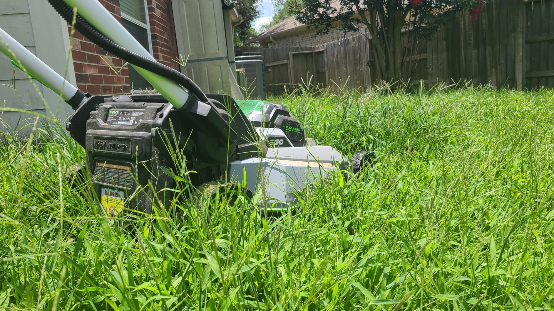 EGO POWER+ Electric Lawn Mower, Self-Propelled Cordless with Select Cut and Touch Drive, Includes 56V 7.5Ah Battery and Rapid Charger – LM2135SP Customer Review EGO POWER+ Electric Lawn Mower, Self-Propelled Cordless with Select Cut and Touch Drive, Includes 56V 7.5Ah Battery and Rapid Charger – LM2135SP - Customer Photo 1