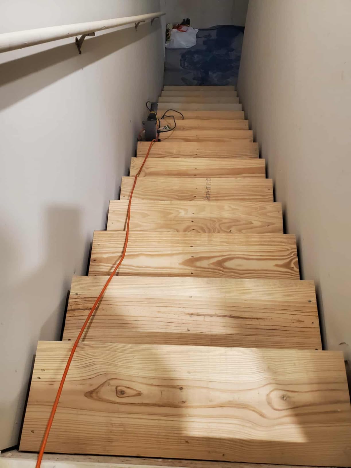 DEWALT Random Orbit Sander, Variable Speed, 5-Inch (DWE6423) Customer Review DEWALT Random Orbit Sander, Variable Speed, 5-Inch (DWE6423) - Customer Photo 2