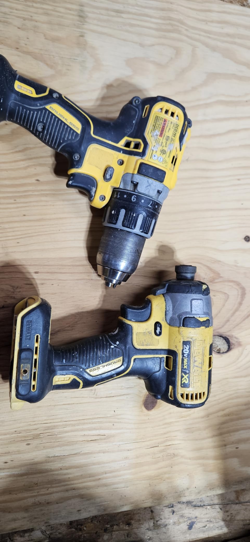 DEWALT 20V MAX XR Cordless Drill Combo Kit, Hammer Drill & Impact Driver with Battery and Charger Included, Power Detect Technology (DCK299D1W1) Customer Review DEWALT 20V MAX XR Cordless Drill Combo Kit, Hammer Drill & Impact Driver with Battery and Charger Included, Power Detect Technology (DCK299D1W1) - Customer Photo 4