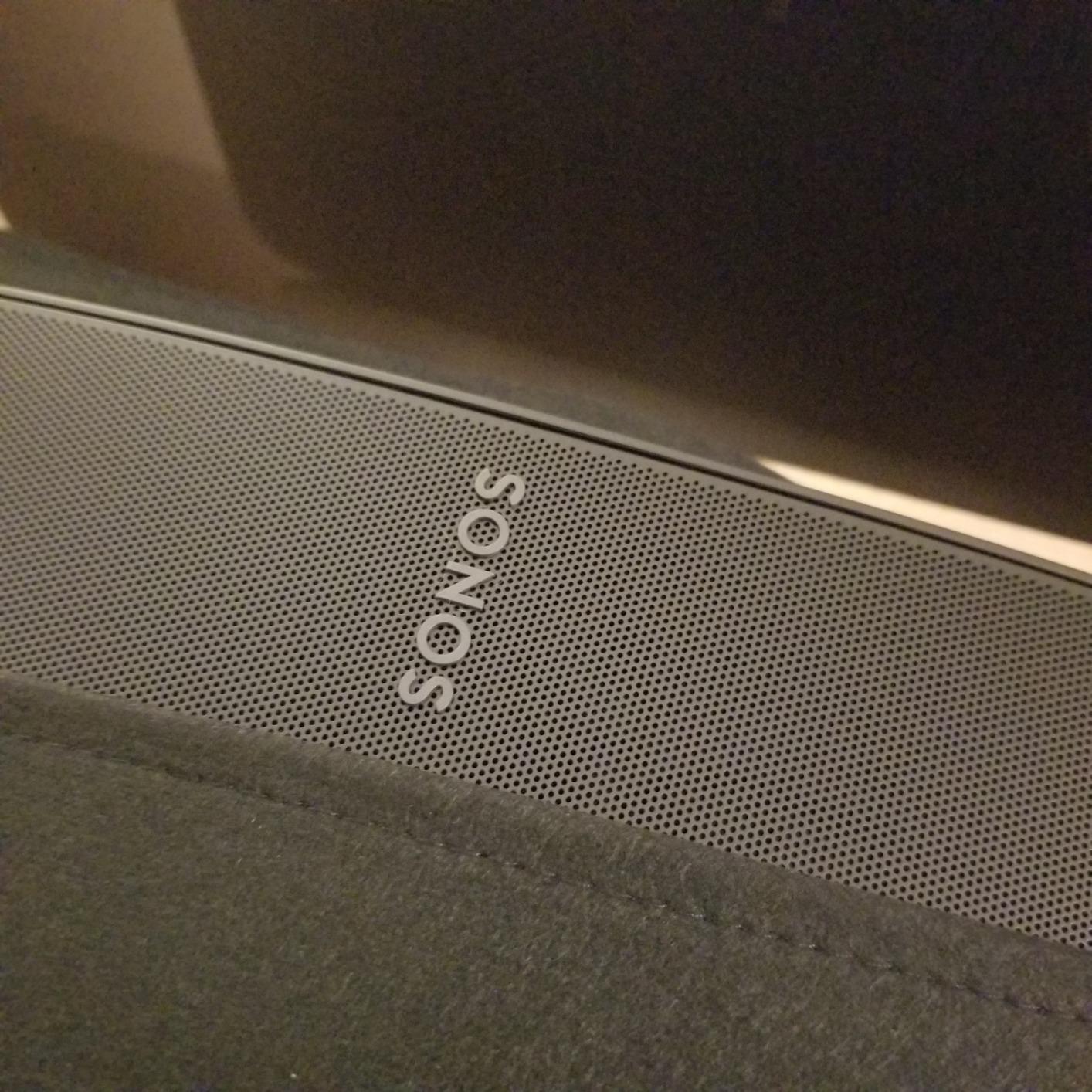 Sonos Five - Black - Wireless HiFi Speaker Customer Review Sonos Five - Black - Wireless HiFi Speaker - Customer Photo 4