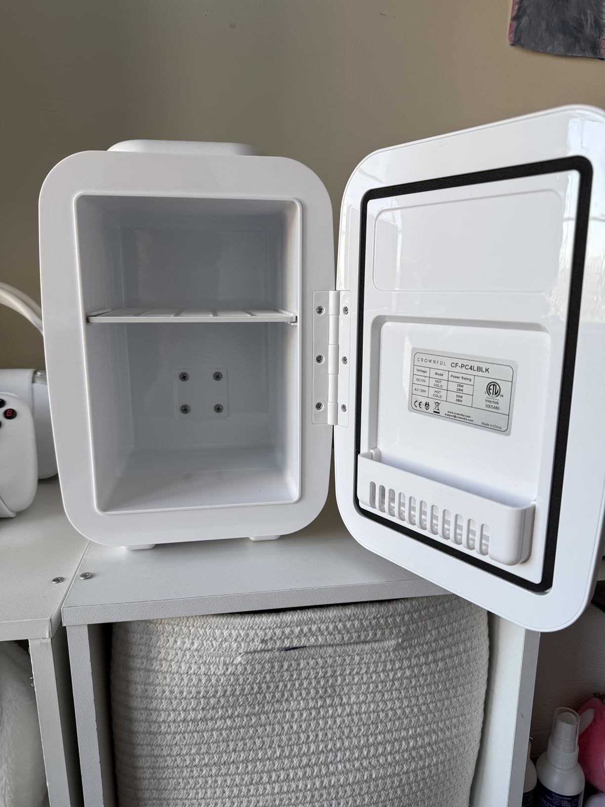 CROWNFUL Mini Fridge, 4 Liter/6 Can Portable Cooler and Warmer Personal Refrigerator for Skin Care, Cosmetics, Beverage, Food, Great for Bedroom, Office, Car, Dorm, ETL Listed (White) customer photo 2