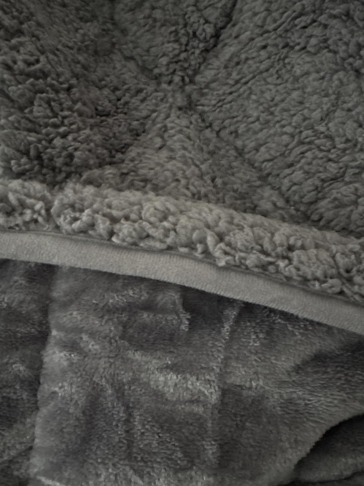 Cottonblue Weighted Blanket 15 lbs Queen Size 60x80 inches, Flannel Shaggy Sherpa Weighted Blanket for Adults Comfortable Weighted Blankets for Calming and Relax, Bed Sofa Heavy Blankets, Grey Customer Review Cottonblue Weighted Blanket 15 lbs Queen Size 60x80 inches, Flannel Shaggy Sherpa Weighted Blanket for Adults Comfortable Weighted Blankets for Calming and Relax, Bed Sofa Heavy Blankets, Grey - Customer Photo 1