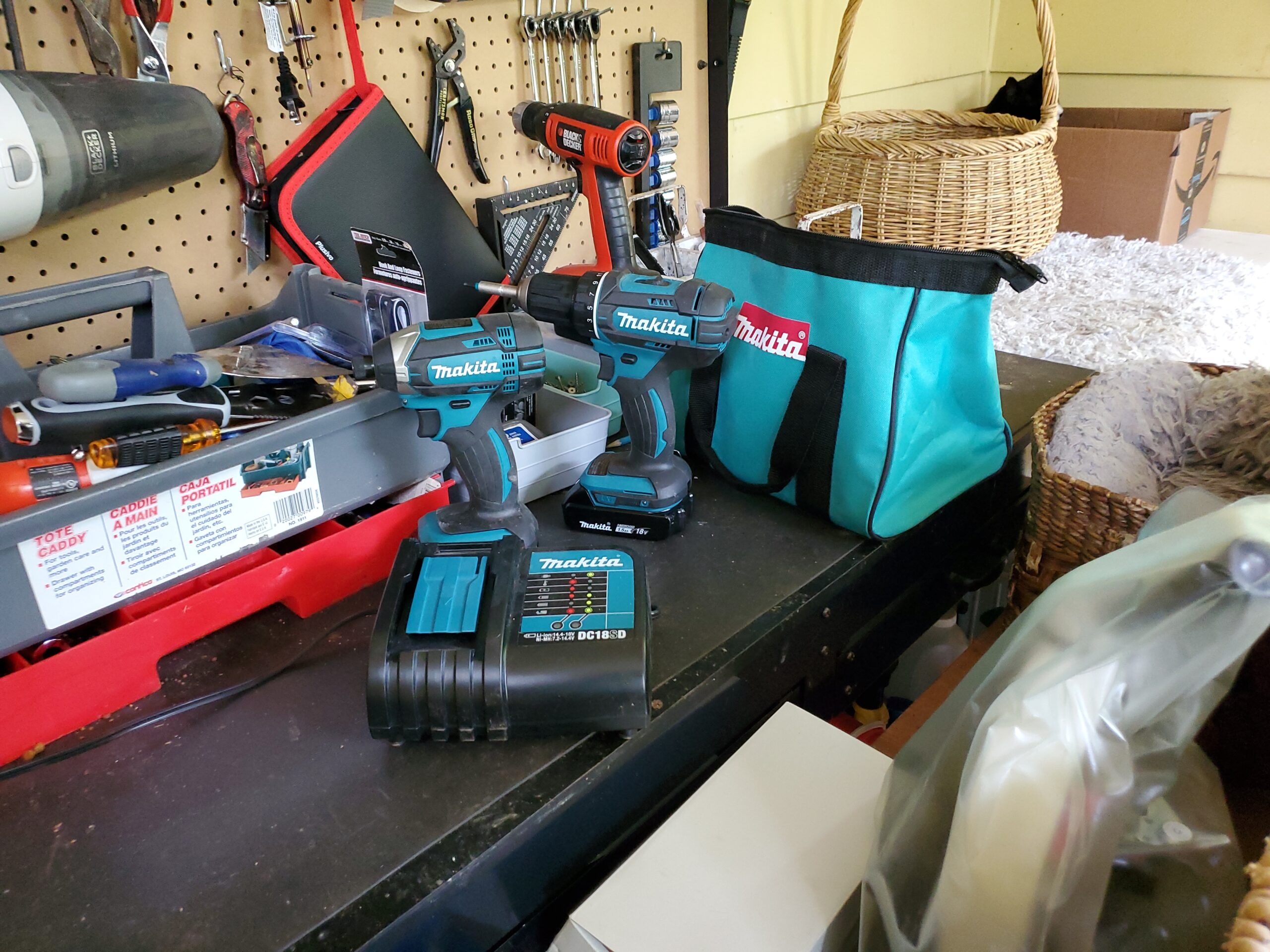 Makita CT225SYX 18V LXT Lithium-Ion Compact Cordless 2-Piece Combo Kit (1.5Ah) Customer Review Makita CT225SYX 18V LXT Lithium-Ion Compact Cordless 2-Piece Combo Kit (1.5Ah) - Customer Photo 1
