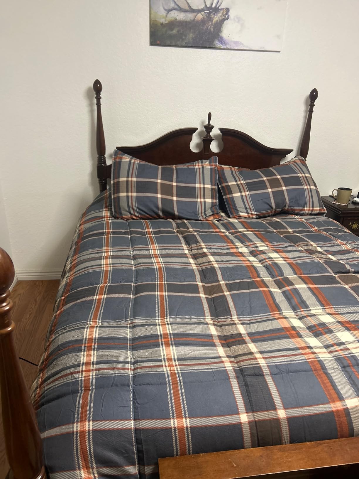 Best Choice Products Ergonomic Queen Size Adjustable Bed Frame, Electric Base w/Wireless Remote Control, Nightlight, Massager, 2 USB Ports Customer Review Best Choice Products Ergonomic Queen Size Adjustable Bed Frame, Electric Base w/Wireless Remote Control, Nightlight, Massager, 2 USB Ports - Customer Photo 1