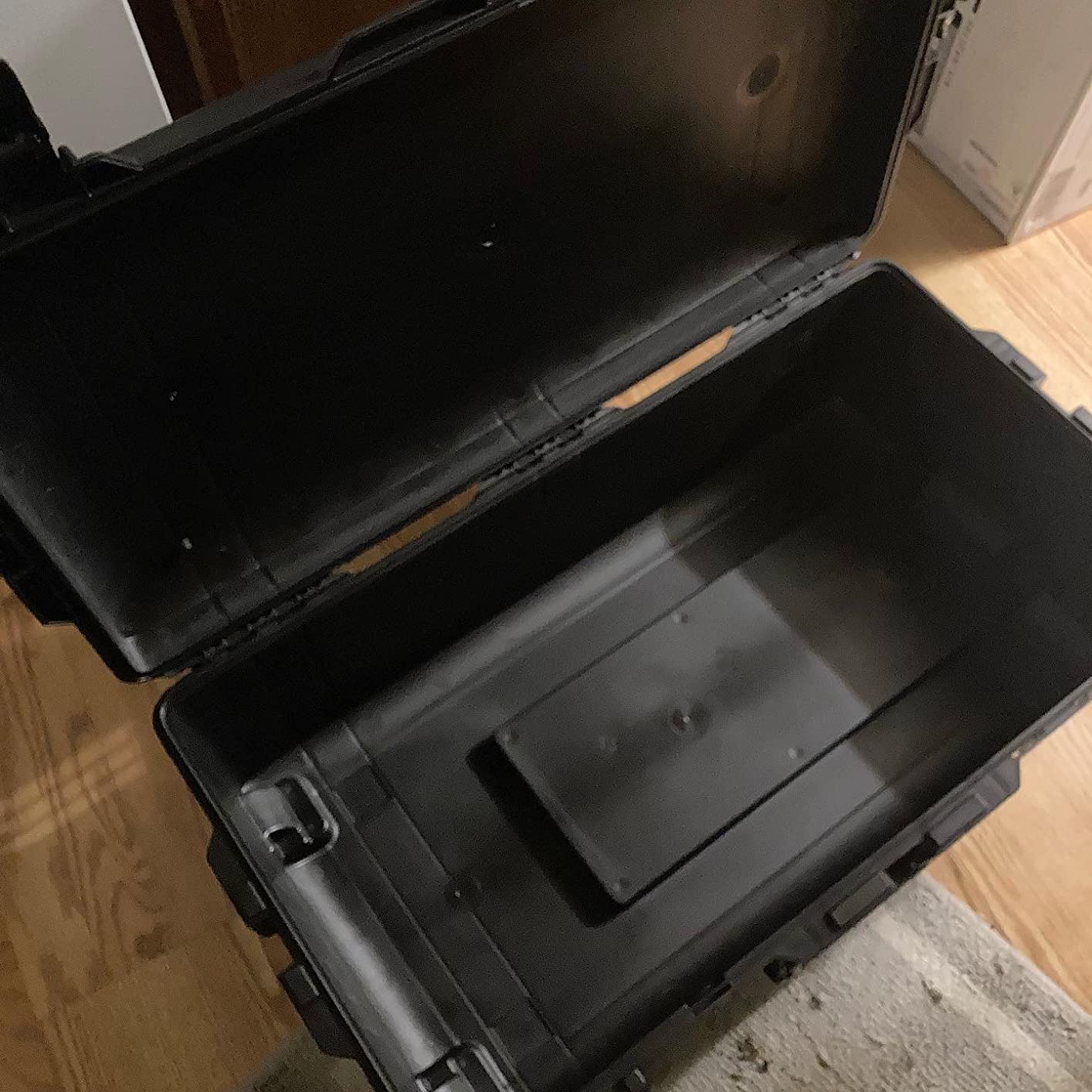 Pelican Air 1615 Case No Foam - Black Customer Review Pelican Air 1615 Case No Foam - Black - Customer Photo 1