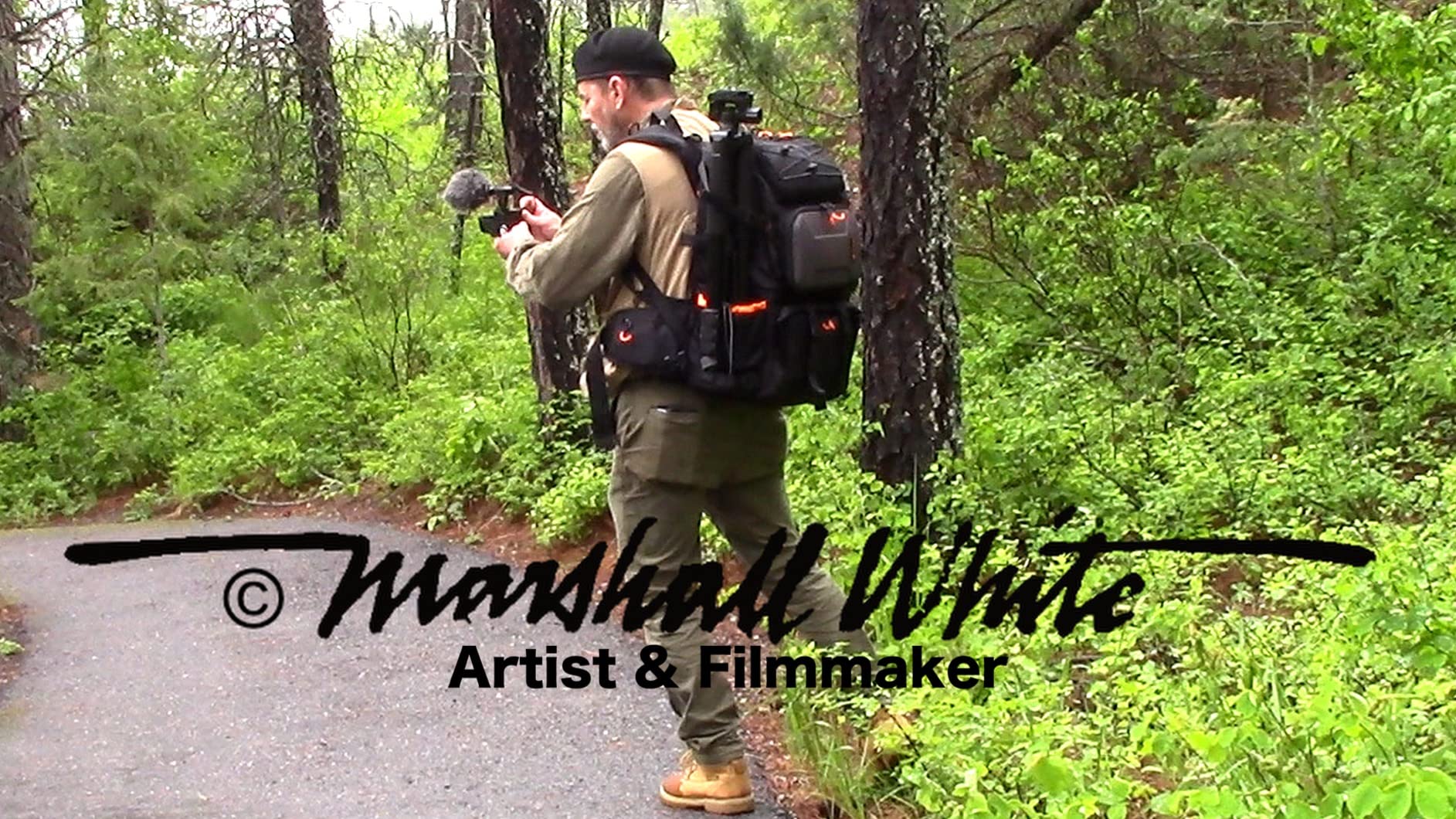 TARION 15L Camera Backpack Large Camera Bag with 15.6 TARION 15L Camera Backpack Large Camera Bag with 15.6