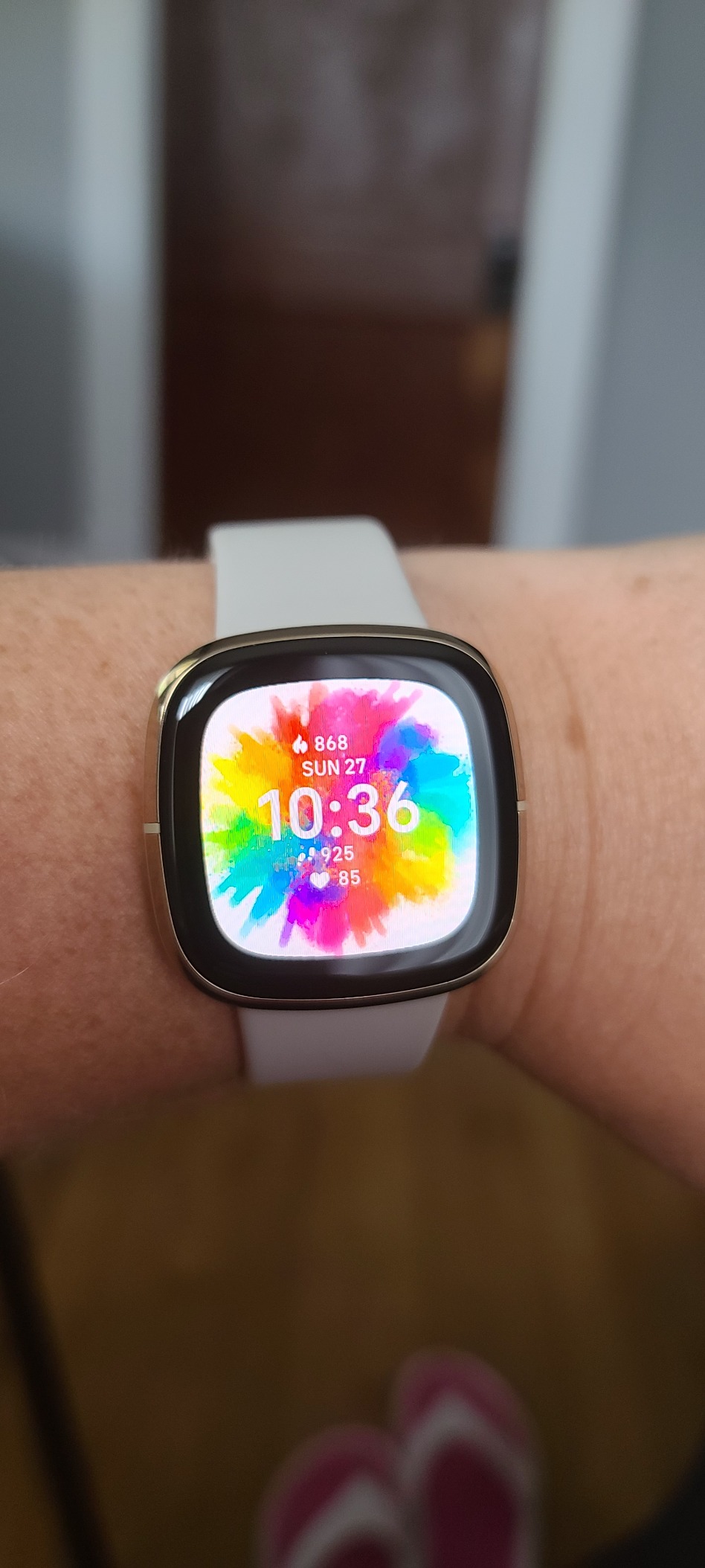 Fitbit Sense Advanced Smartwatch with Tools for Heart Health, Stress Management & Skin Temperature Trends, White/Gold, One Size (S & L Bands Included) Customer Review Fitbit Sense Advanced Smartwatch with Tools for Heart Health, Stress Management & Skin Temperature Trends, White/Gold, One Size (S & L Bands Included) - Customer Photo 2