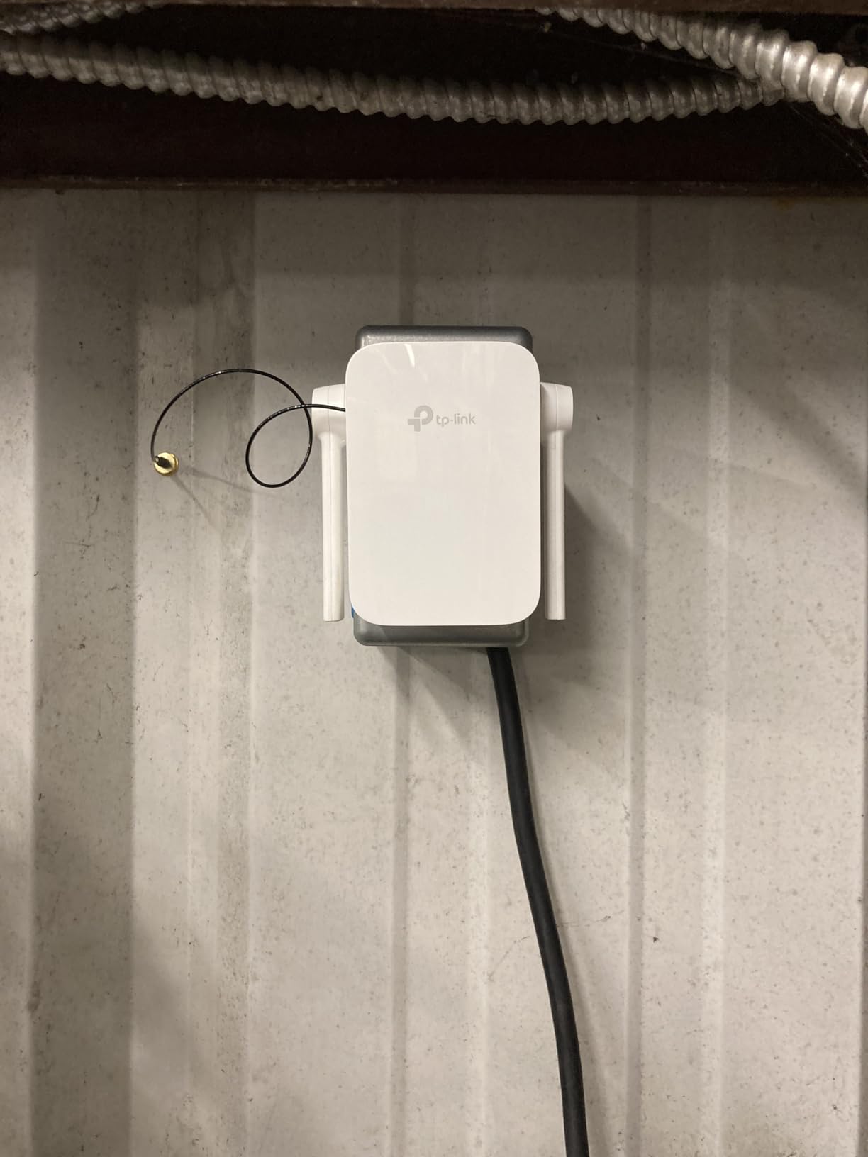 TP-Link N300 WiFi Extender(RE105), WiFi Extenders Signal Booster for Home, Single Band WiFi Range Extender, Internet Booster, Supports Access Point, Wall Plug Design, 2.4Ghz only Customer Review TP-Link N300 WiFi Extender(RE105), WiFi Extenders Signal Booster for Home, Single Band WiFi Range Extender, Internet Booster, Supports Access Point, Wall Plug Design, 2.4Ghz only - Customer Photo 4