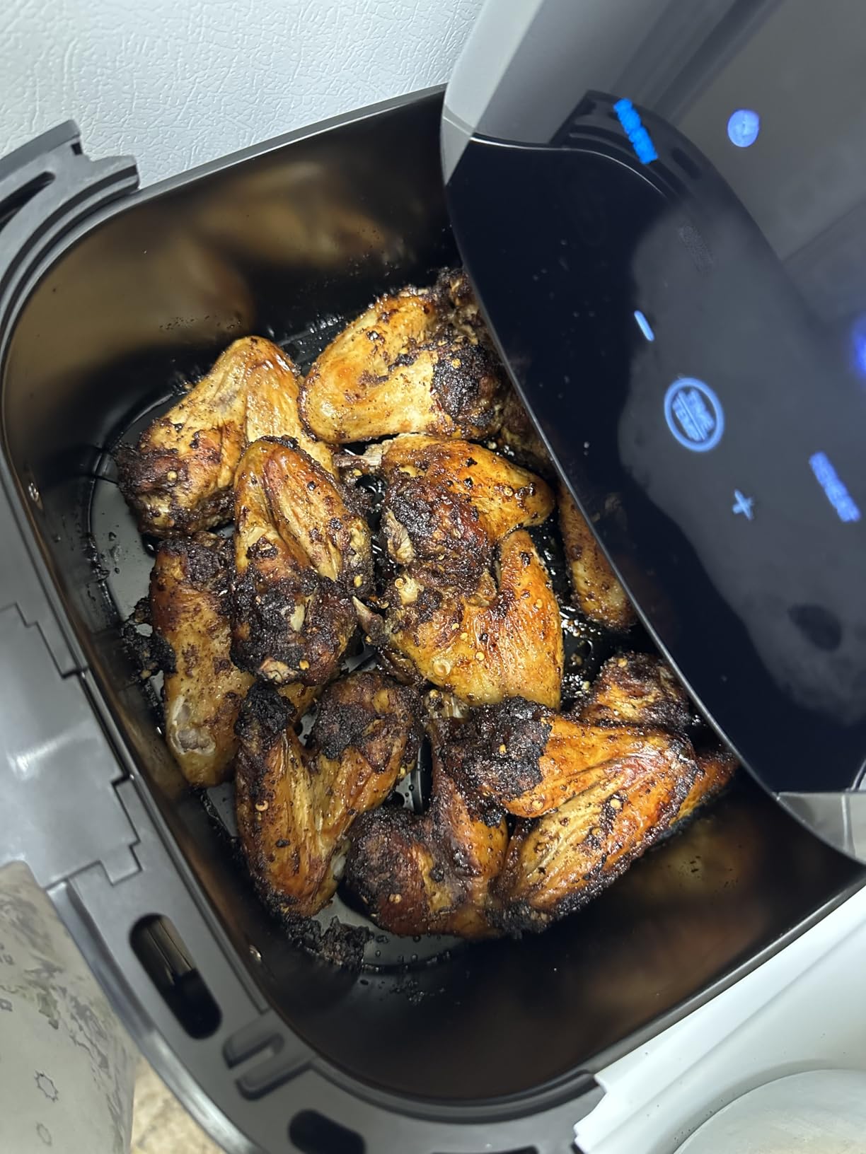 Chefman Air Fryer 8 Qt | TurboFry® 4-in-1 with 450°F Hi-Fry Option for Crispier Results | Air Fry, Bake, Dehydrate, Frozen | XL Nonstick Dishwasher-Safe Basket | Stainless Steel - Customer Photo 2