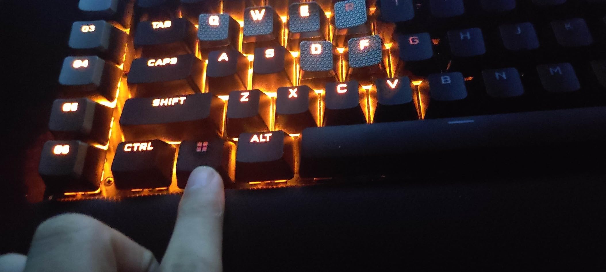 Corsair K100 RGB Optical-Mechanical Wired Gaming Keyboard - QWERTY US Layout, OPX Switches - PBT Double-Shot Keycaps - Elgato Stream Deck and iCUE Compatible - Black customer photo 2