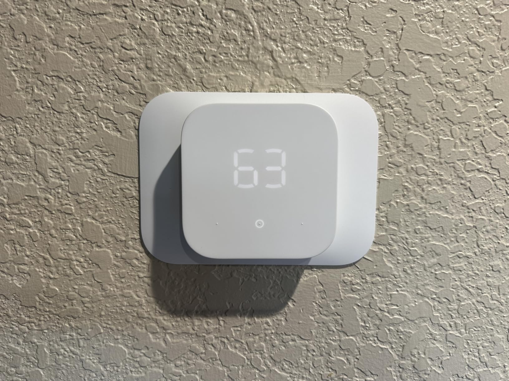 Amazon Smart Thermostat – Save money and energy - Works with Alexa and Ring - C-wire required Customer Review Amazon Smart Thermostat – Save money and energy - Works with Alexa and Ring - C-wire required - Customer Photo 1