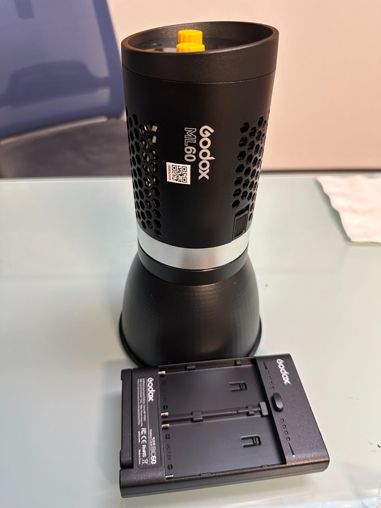 Godox ML60 LED Studio Light, AC or V Mount Lithium Battery Power Supplied, with 8 FX Slilent Mode CRI 96 TLCI 97 5600K Bowens Mount Protable 60W LED Video Light Customer Review Godox ML60 LED Studio Light, AC or V Mount Lithium Battery Power Supplied, with 8 FX Slilent Mode CRI 96 TLCI 97 5600K Bowens Mount Protable 60W LED Video Light - Customer Photo 1