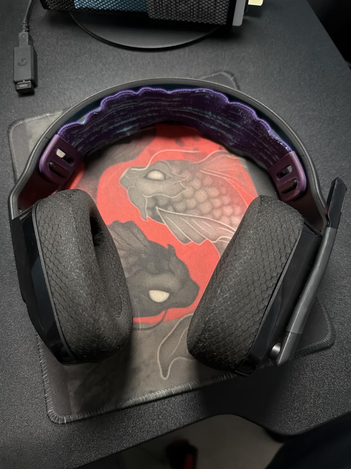 Logitech G535 Lightspeed Wireless Gaming Headset - Lightweight on-Ear Headphones, flip to Mute mic, Stereo, USB Rechargeable - Black Customer Review Logitech G535 Lightspeed Wireless Gaming Headset - Lightweight on-Ear Headphones, flip to Mute mic, Stereo, USB Rechargeable - Black - Customer Photo 1