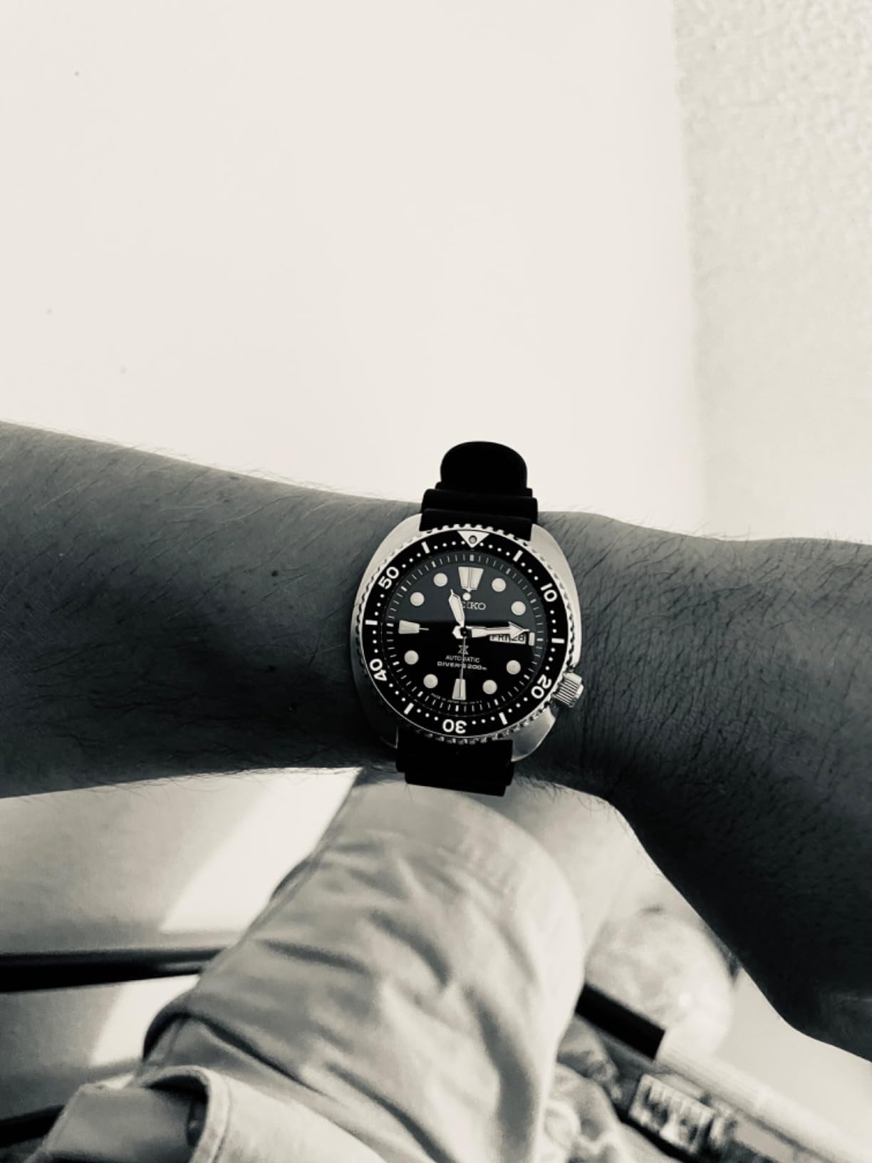 SEIKO SRPE93 Automatic Dive Watch for Men - Prospex Collection - LumiBrite Hands, Date Calendar - Water Resistant 200M - Customer Photo 2
