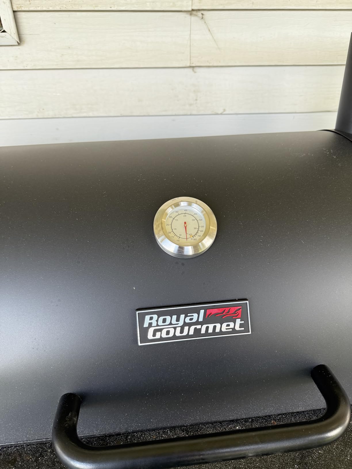Royal Gourmet CC2036F Barrel Charcoal Grill with Offset Smoker, 1200 Sq. In. Grilling Area - Customer Photo 2