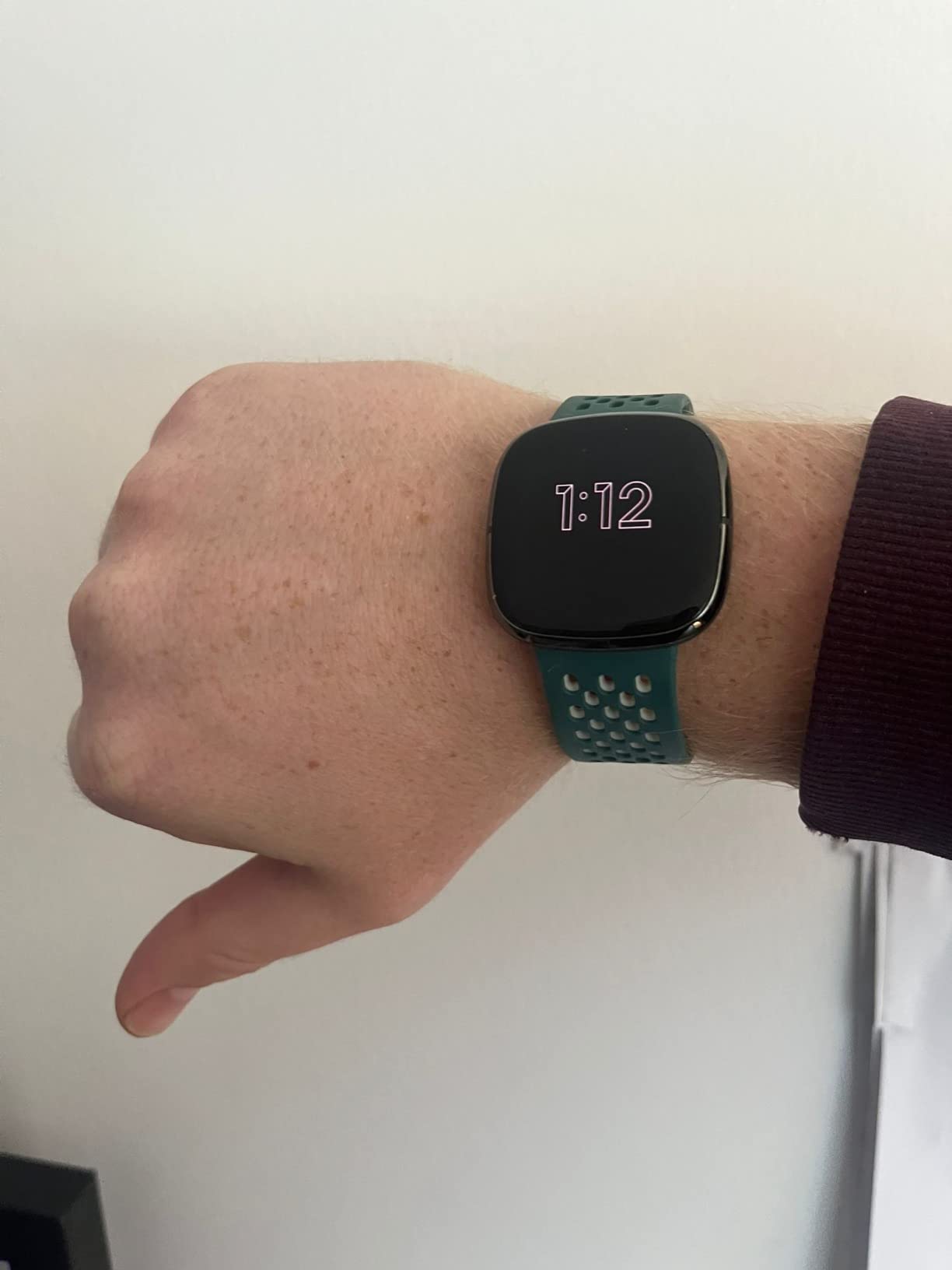 Fitbit Sense Advanced Smartwatch with Tools for Heart Health, Stress Management & Skin Temperature Trends, Carbon/Graphite, One Size (S & L Bands Included) (Renewed) Customer Review Fitbit Sense Advanced Smartwatch with Tools for Heart Health, Stress Management & Skin Temperature Trends, Carbon/Graphite, One Size (S & L Bands Included) (Renewed) - Customer Photo 1
