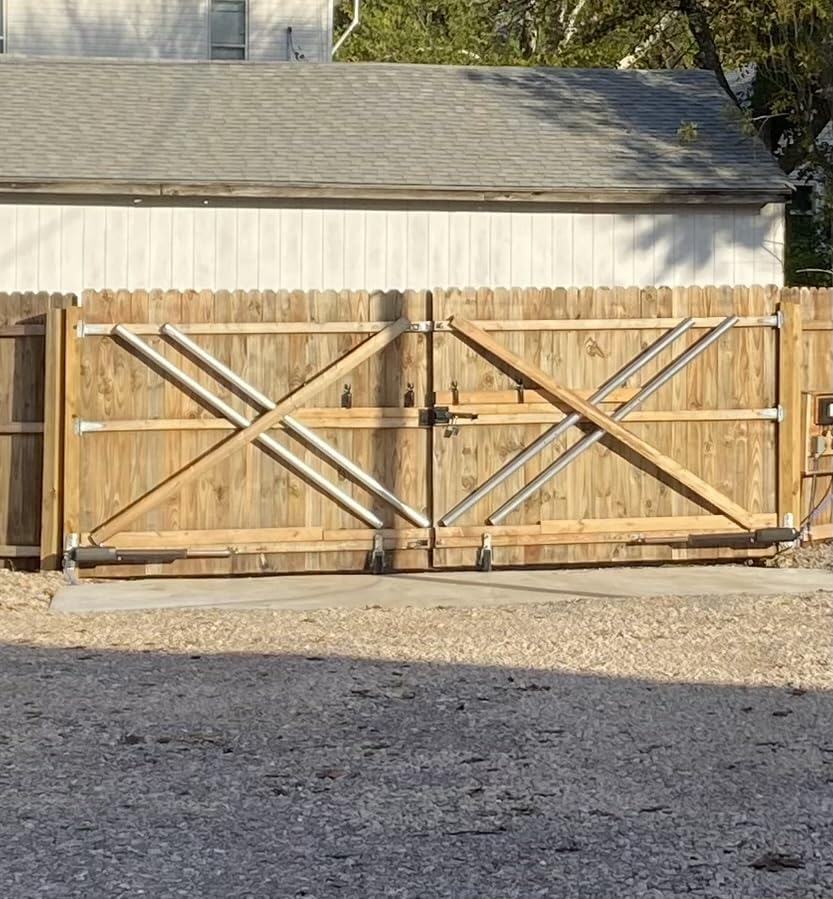 TOPENS A8132 Dual Swing Gate Opener Heavy Duty Automatic Gate Motor for Double Swing Gates Up to 18ft per Arm, Electric Driveway Gate Operator AC Powered with Remote Control Kit Solar Compatible - Customer Photo 2