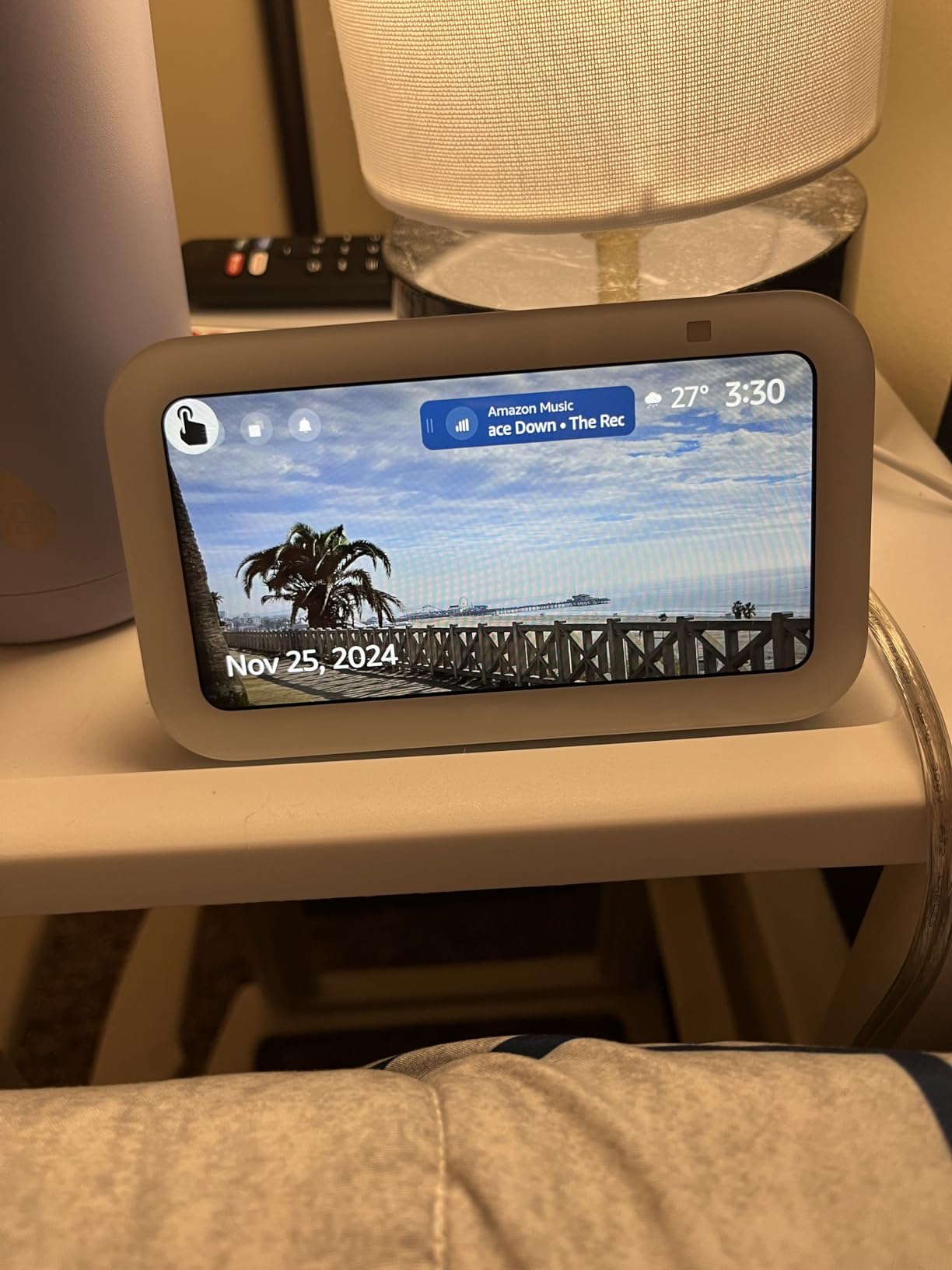 Amazon Echo Show 5 (newest model), Smart display with Alexa+ Early Access, 2x the bass and clearer sound, Glacier White Customer Review Amazon Echo Show 5 (newest model), Smart display with Alexa+ Early Access, 2x the bass and clearer sound, Glacier White - Customer Photo 1