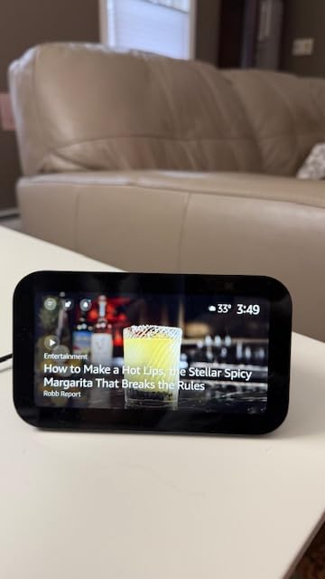 Amazon Echo Show 5 (newest model), Smart display with Alexa+ Early Access, 2x the bass and clearer sound, Glacier White Customer Review Amazon Echo Show 5 (newest model), Smart display with Alexa+ Early Access, 2x the bass and clearer sound, Glacier White - Customer Photo 2