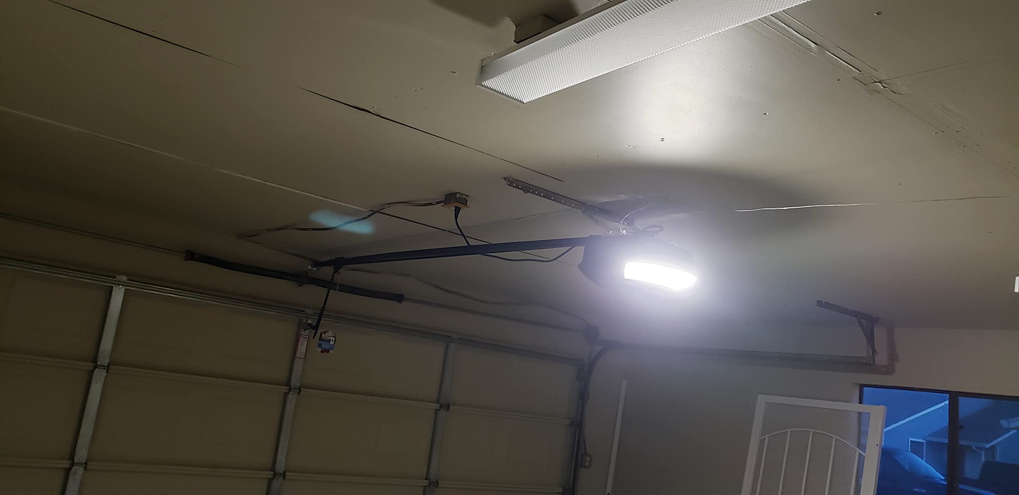 Chamberlain B4643T Smart Built in Camera-myQ Smartphone Controlled-Ultra Quiet, Strong Belt Drive, Blue Garage Door Opener Customer Review Chamberlain B4643T Smart Built in Camera-myQ Smartphone Controlled-Ultra Quiet, Strong Belt Drive, Blue Garage Door Opener - Customer Photo 2