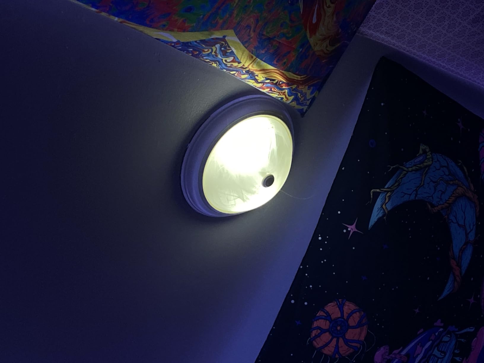 Govee Smart Light Bulbs, WiFi & Bluetooth Color Changing Light Bulbs, Music Sync, 16 Million DIY Colors RGBWW Color Lights Bulb, Work with Alexa, Google Assistant Home App, 800 Lumen, 2 Pack Customer Review Govee Smart Light Bulbs, WiFi & Bluetooth Color Changing Light Bulbs, Music Sync, 16 Million DIY Colors RGBWW Color Lights Bulb, Work with Alexa, Google Assistant Home App, 800 Lumen, 2 Pack - Customer Photo 1