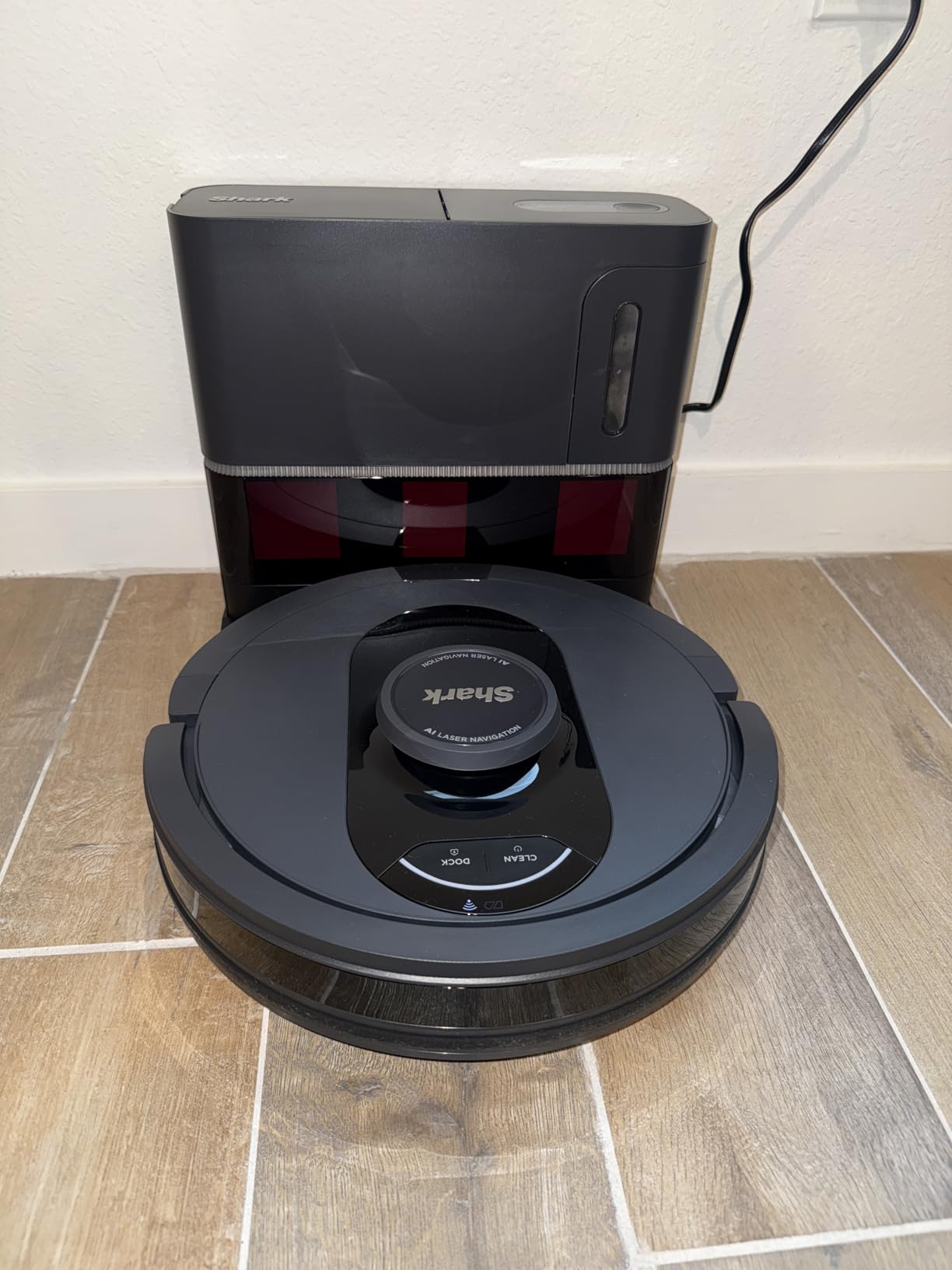 Shark AV2501S AI Ultra Robot Vacuum, with Matrix Clean, Home Mapping, 30-Day Capacity HEPA Bagless Self Empty Base, Perfect for Pet Hair, Wifi, Dark Grey Customer Review Shark AV2501S AI Ultra Robot Vacuum, with Matrix Clean, Home Mapping, 30-Day Capacity HEPA Bagless Self Empty Base, Perfect for Pet Hair, Wifi, Dark Grey - Customer Photo 1