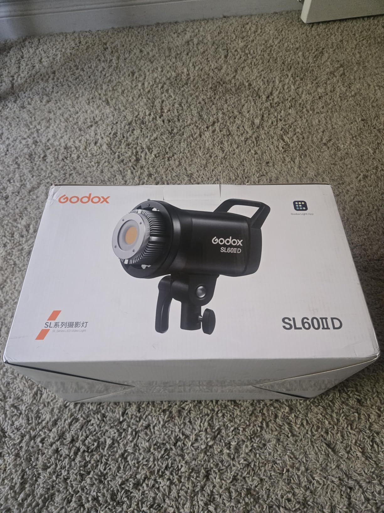 Godox SL100D Daylight LED Video Light, 100W 5600K 32100Lux @1M CRI 96+TLCI 97+ Bowens Mount COB LED Continuous Light, 8 FX Effects 0-100% Brightness Studio Light with APP Control Customer Review Godox SL100D Daylight LED Video Light, 100W 5600K 32100Lux @1M CRI 96+TLCI 97+ Bowens Mount COB LED Continuous Light, 8 FX Effects 0-100% Brightness Studio Light with APP Control - Customer Photo 2