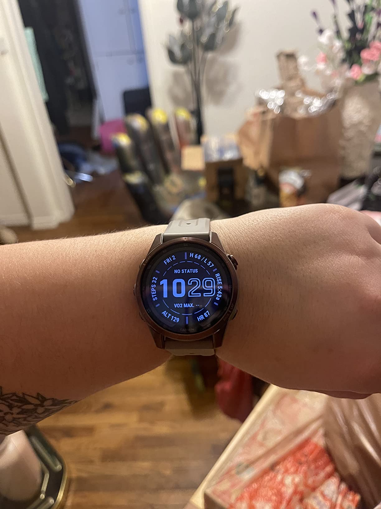 Garmin Fenix 7X Sapphire Solar, Larger Adventure smartwatch, with Solar Charging Capabilities, Rugged Outdoor Watch with GPS, Touchscreen, Wellness Features, Carbon Gray DLC Titanium with Black Band - Customer Photo 5