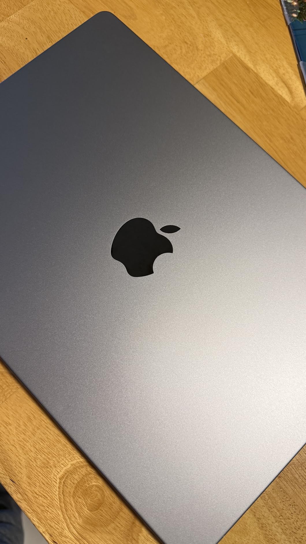 Apple MacBook Pro 2021 with Apple M1 Pro chip (14-inch, 16GB RAM, 512GB SSD) - Space Gray (Renewed) Customer Review Apple MacBook Pro 2021 with Apple M1 Pro chip (14-inch, 16GB RAM, 512GB SSD) - Space Gray (Renewed) - Customer Photo 5