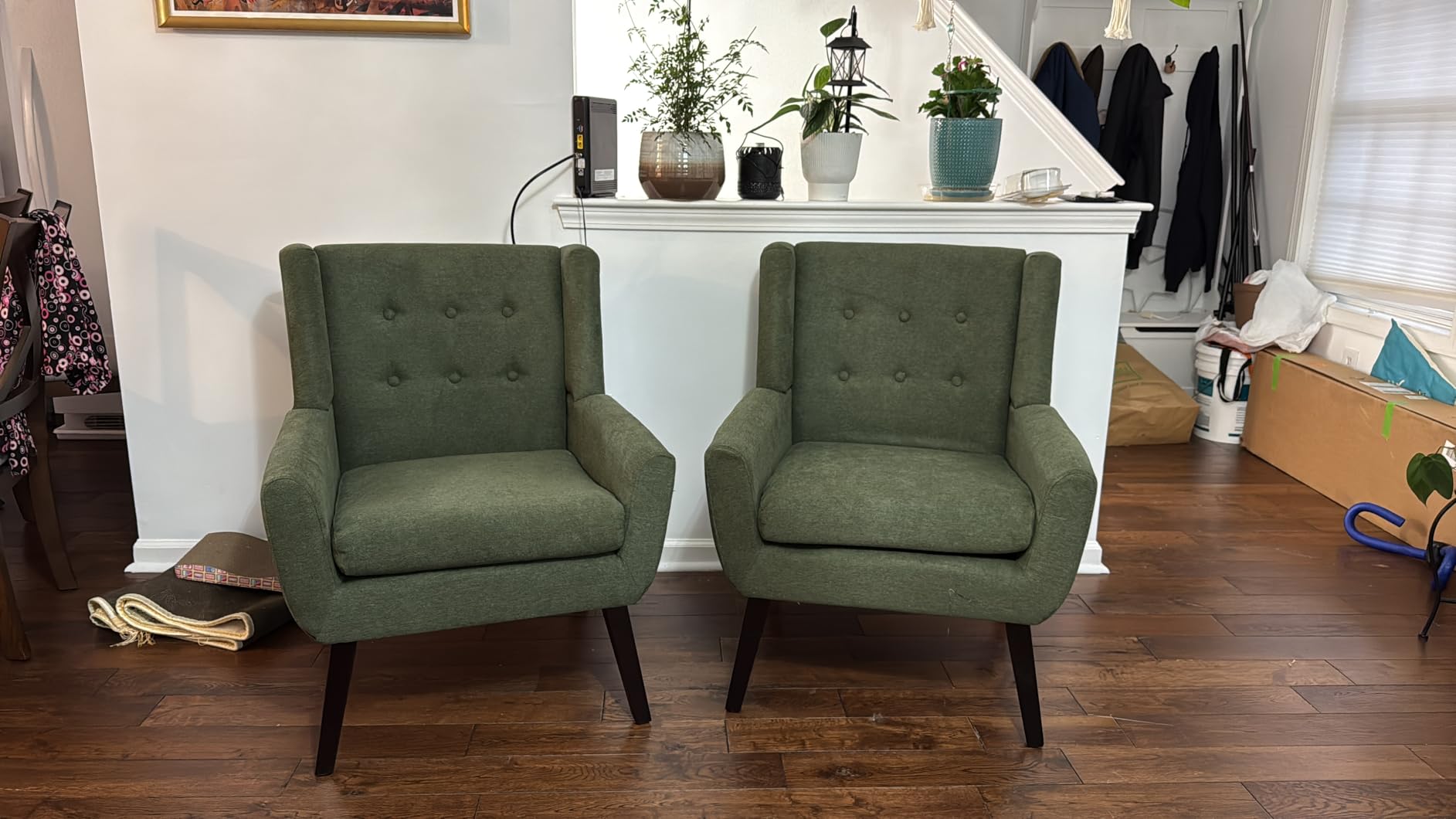 HUIMO Accent Chair Living Room Chair, Upholstered Button Tufted Armchair, Linen Fabric Sofa Chairs for Bedroom, Living Room, Mid Century Modern Comfy Reading Chair (Dark Blue) - Customer Photo 1