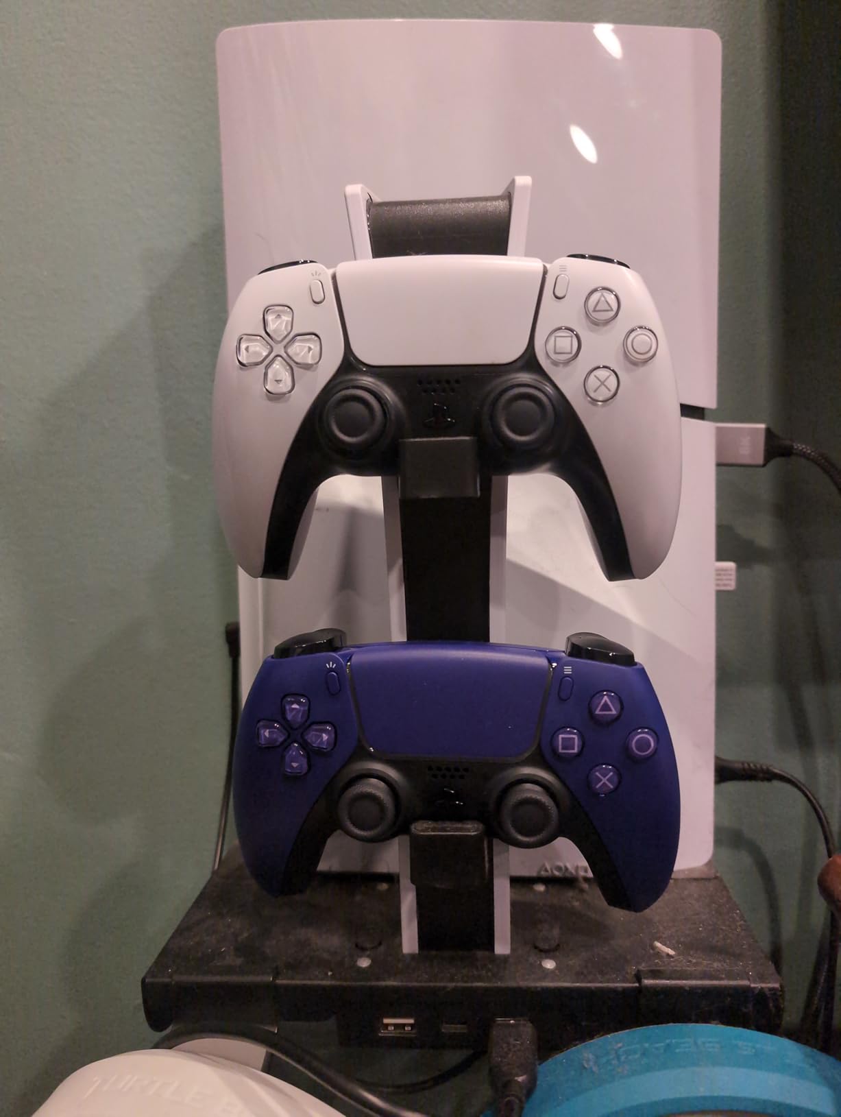 PlayStation DualSense Wireless Controller - Galactic Purple customer photo 1