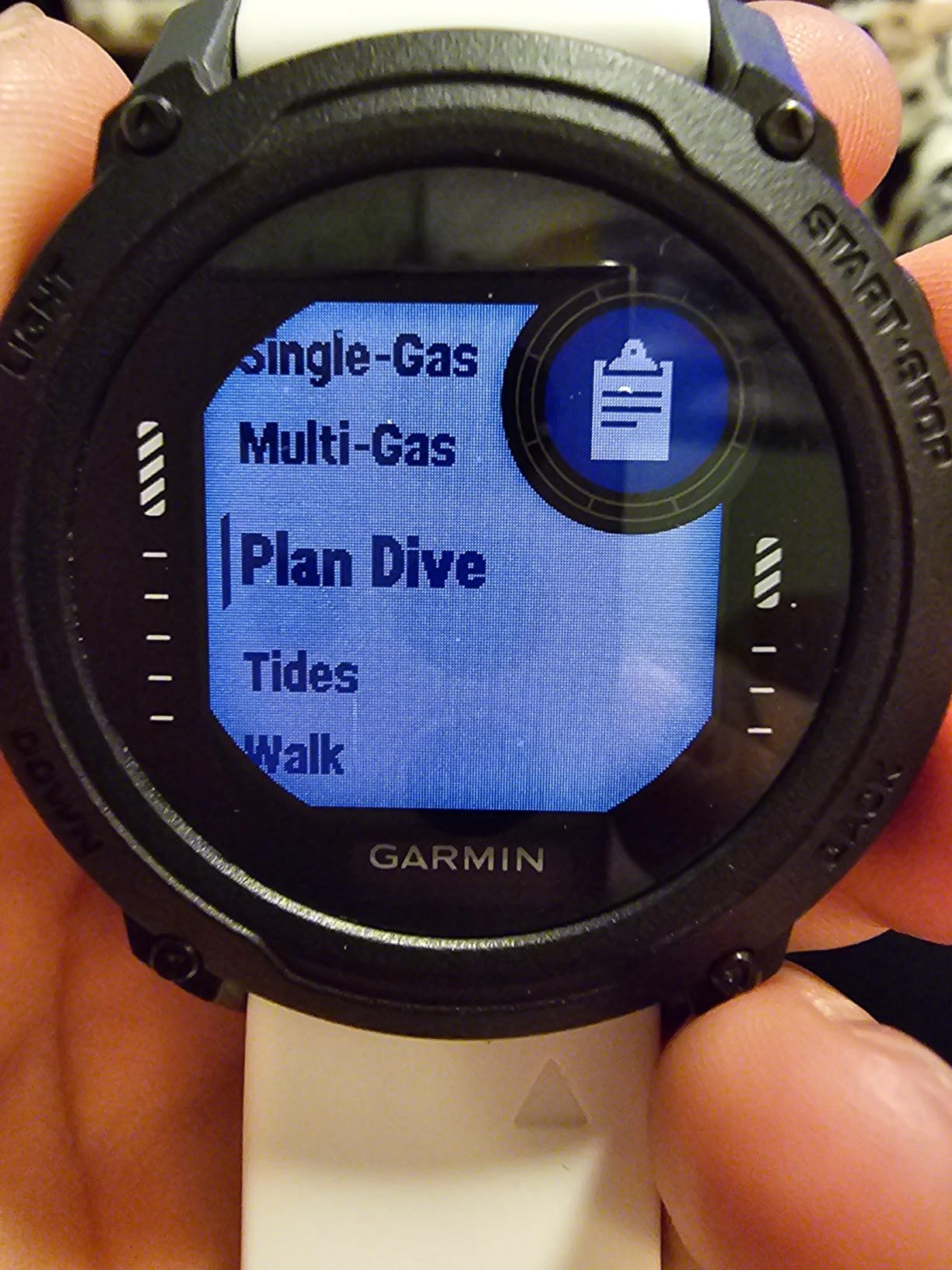 Garmin Descent™ G1, Rugged Dive Computer, Multiple Dive Modes, Activity Tracking, Slate Gray - Customer Photo 1