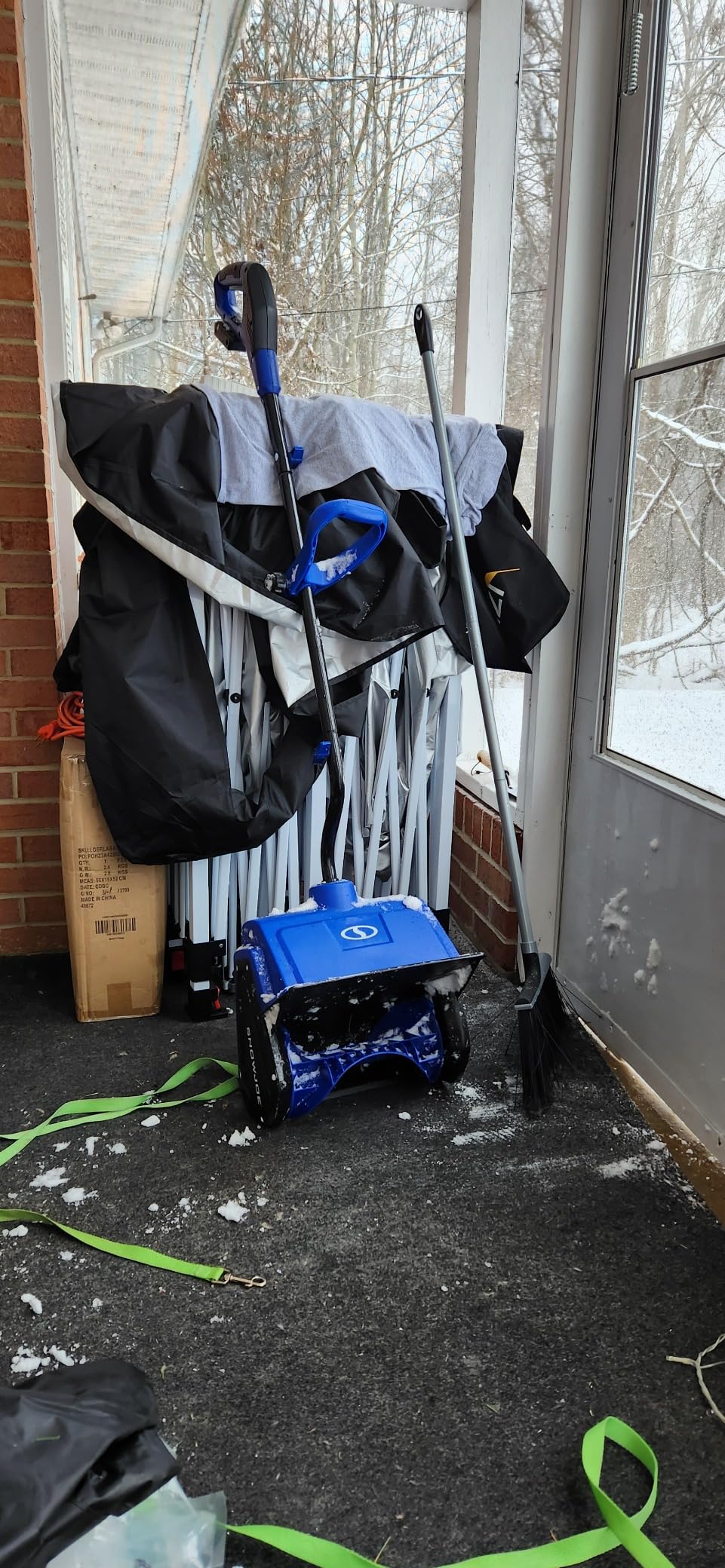 Snow Joe 24V Cordless Electric Snow Shovel Kit w/ Cover & Scraper, 13