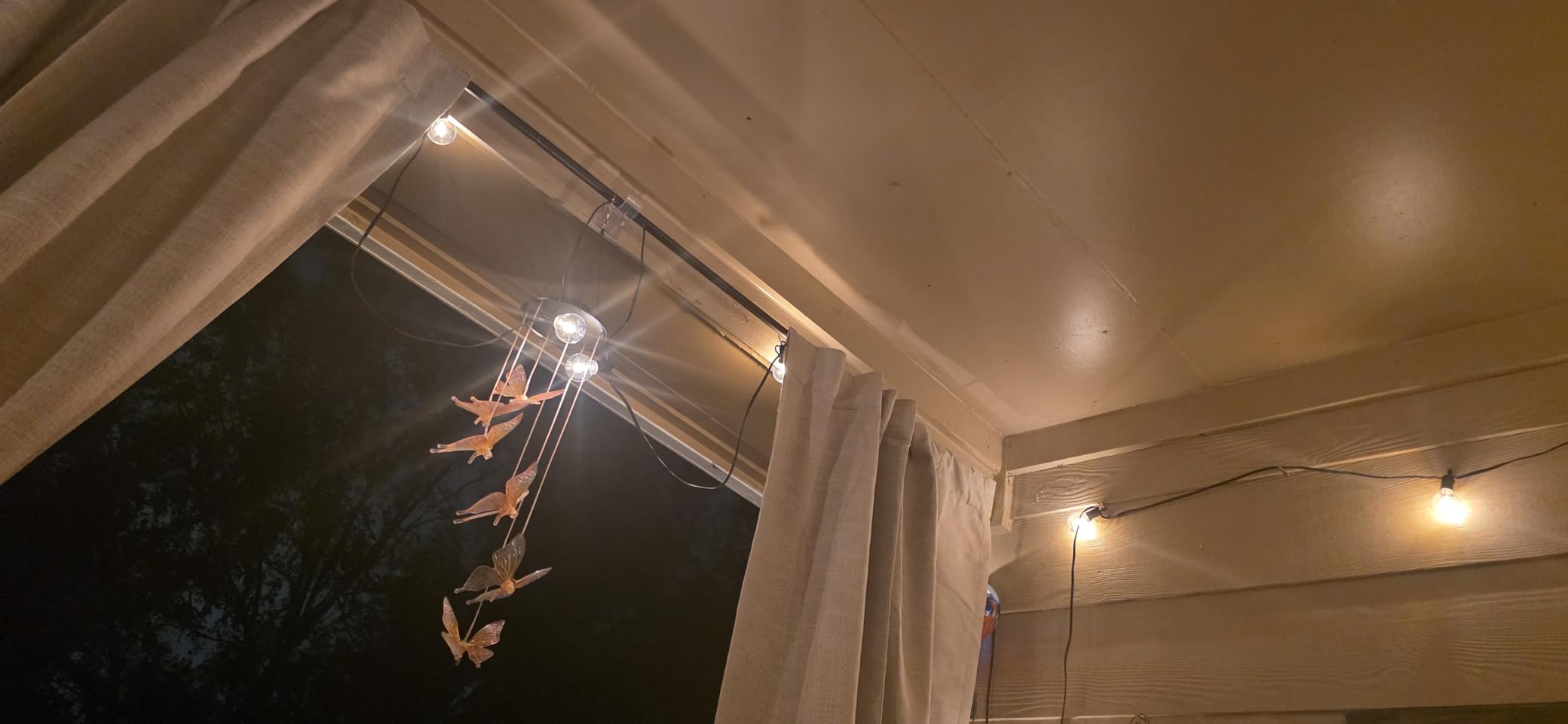 Brightown Outdoor String Lights, 50FT 25 G40 Bulbs Shatterproof Patio Lights, IP65 Waterproof Dimmable Hanging Connectable Globe LED Outdoor Lights for Backyard, Bistro, Porch, Deck, Balcony - Customer Photo 3